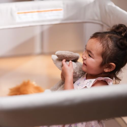 Maxi-Cosi Swift Baby Playpen with Mat, Baby Play Yards, Pack and Play with Bassinet - Portable Playpen for Babies and Toddlers, Classic Oat