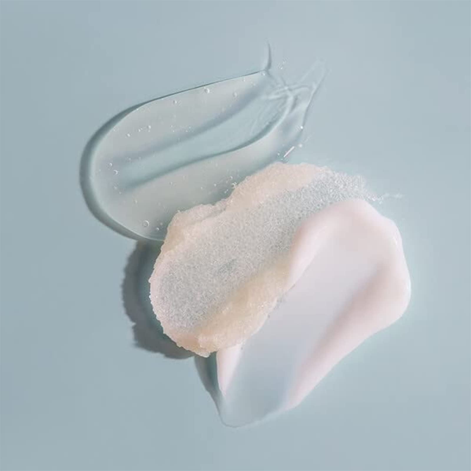 OUAI Anti Dandruff Shampoo - Soothing Salicylic Acid Shampoo for Flaky, Dry and Itchy Scalp - Reduces Itching, Redness and Irritation - Sulfate Free Scalp Care (10 Fl Oz)