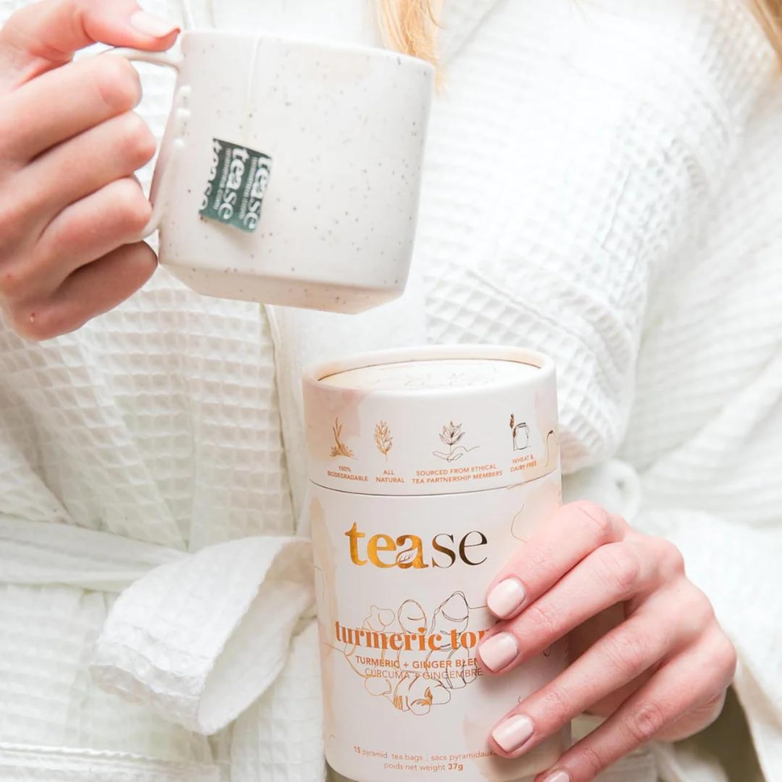 Tease Tea Organic Tea Tube Gift Set | 15 Piece Botanical Pyramid Tea Bag Infuser Sachets Loose Leaf Support Citrusy Blend with Rooibos, Peppermint, Valerian Root Caffeine Free 37g (Golden Slumbers)