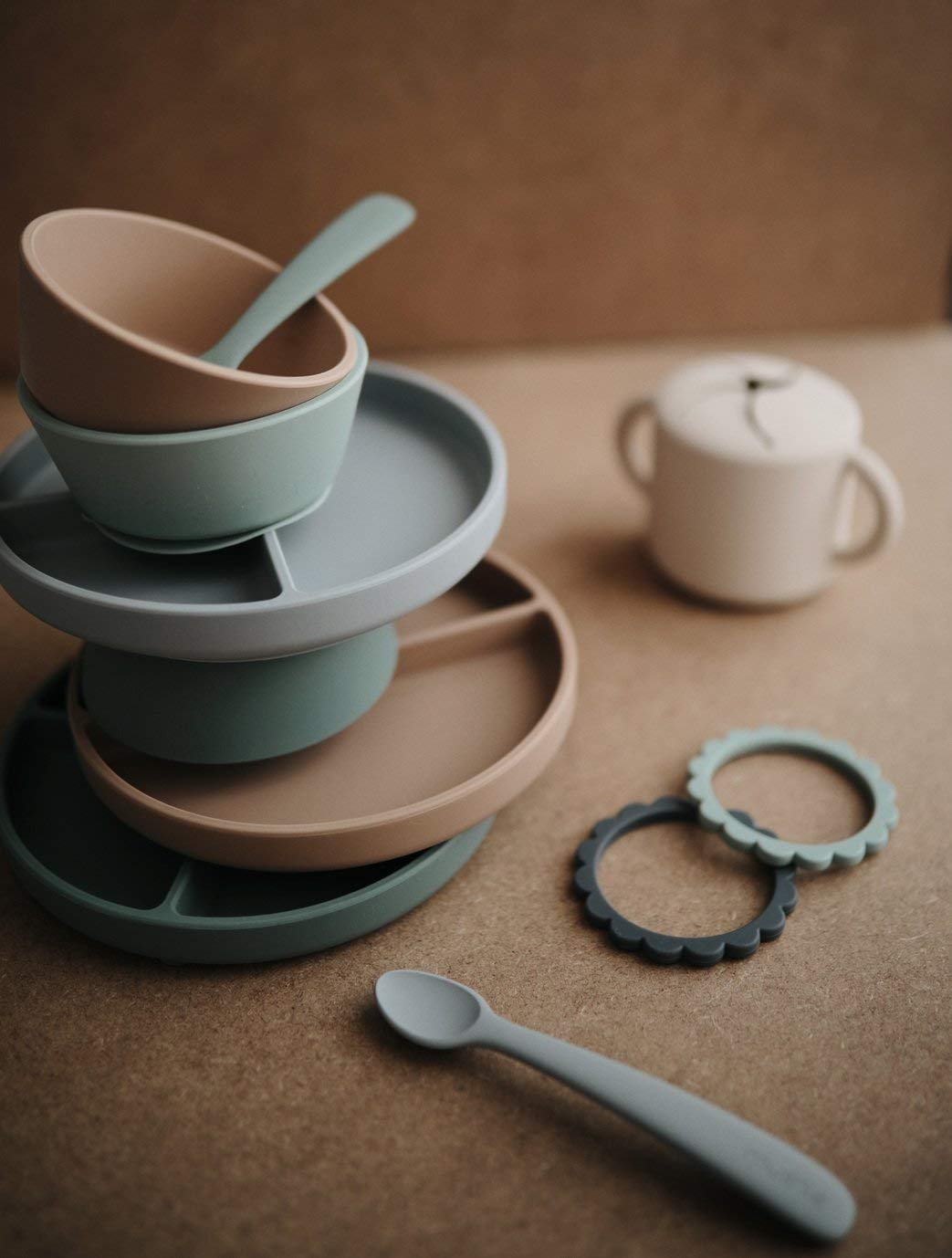 mushie Silicone Suction Bowl | BPA-Free Non-Slip Design (Ivory)
