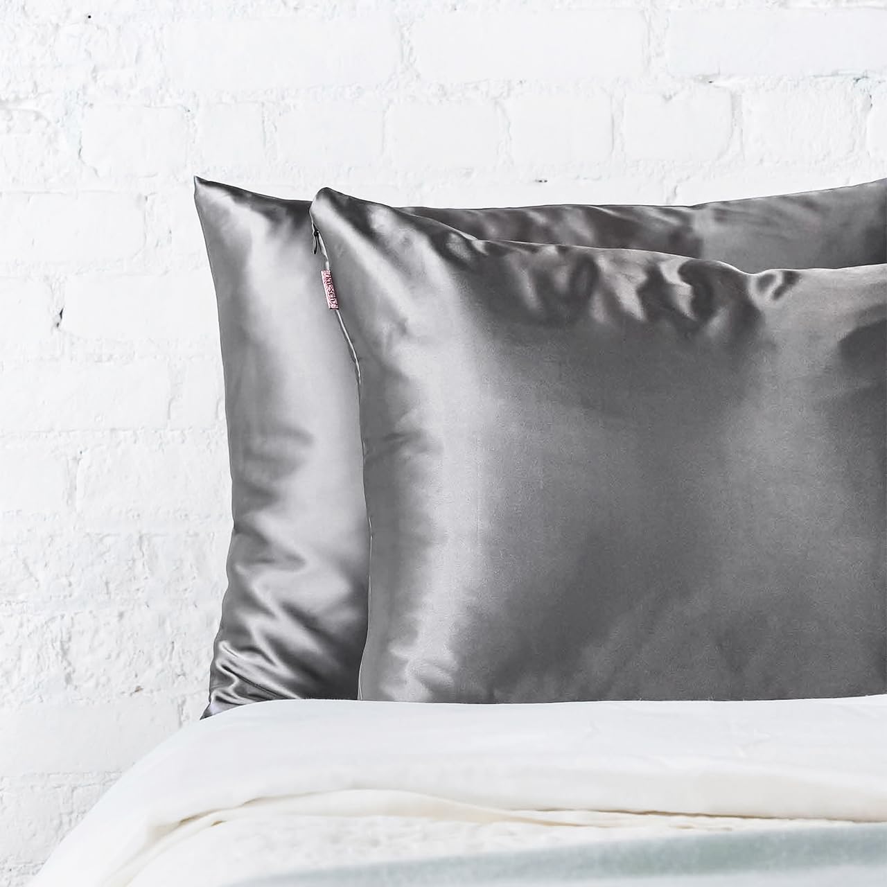 Kitsch Satin Pillowcase with Zipper for Hair & Skin, Softer Than Silk Pillow Cases Queen, Smooth Pillow Covers, Machine Washable, Wrinkle-Free, Cooling Satin Pillow Cases Standard Size 19"x26", Ivory