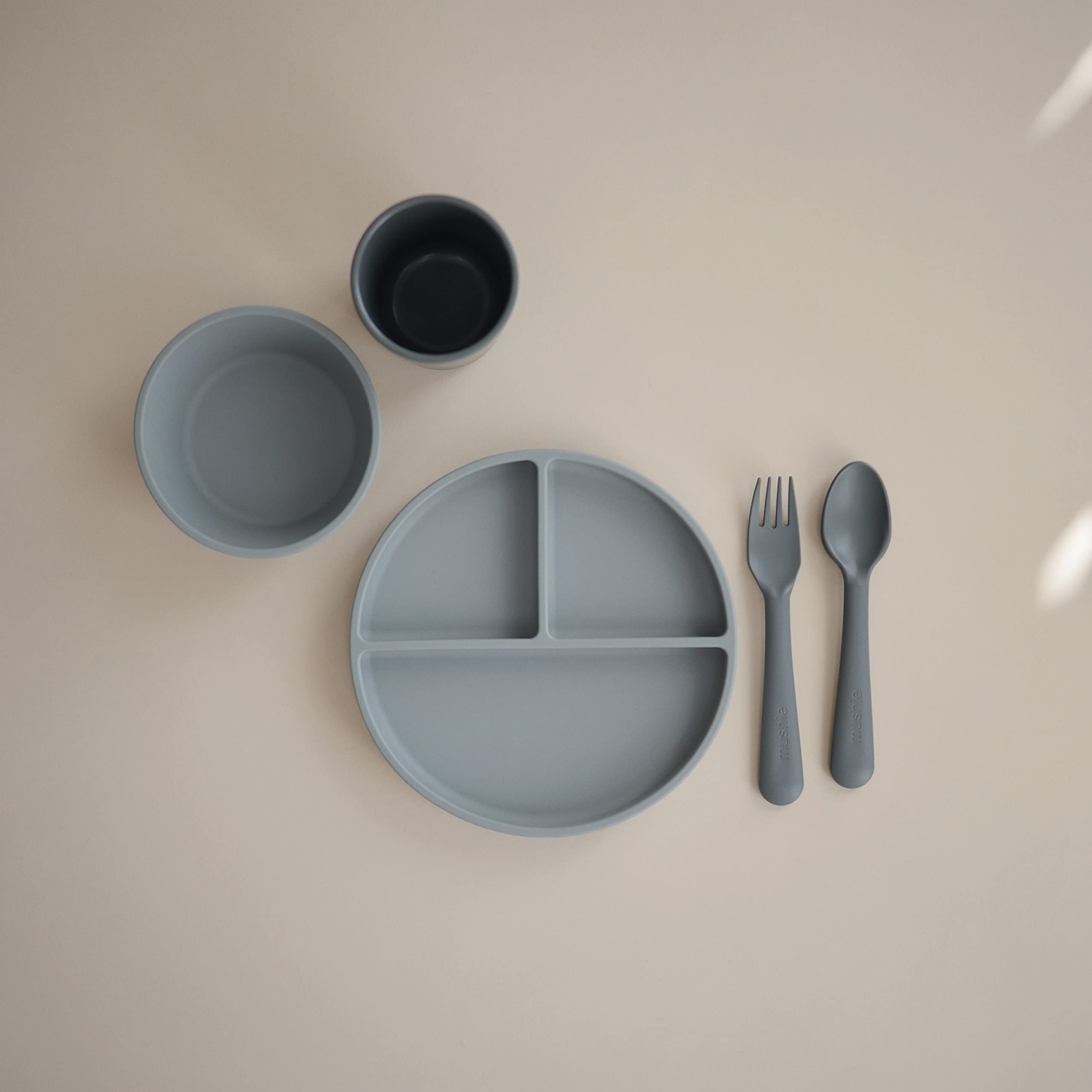 mushie Silicone Suction Plate | BPA-Free Non-Slip Design (Ivory)