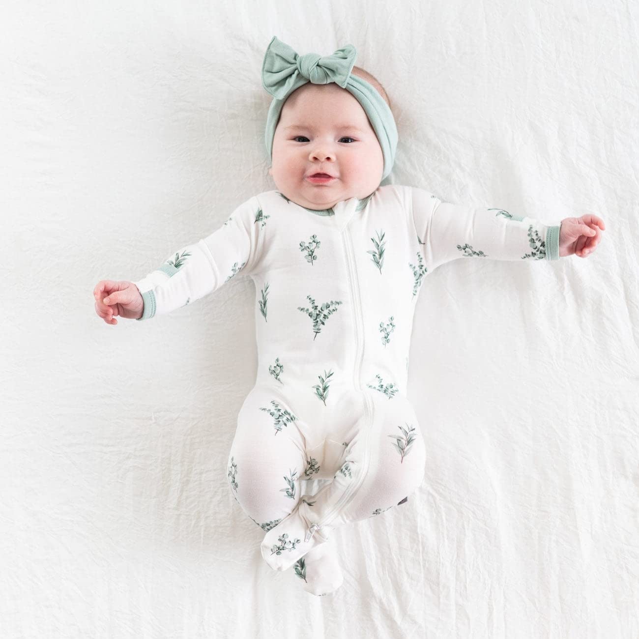 KYTE BABY Unisex Zipper Closure Footies, Rayon Made From Bamboo, 0-24 Months