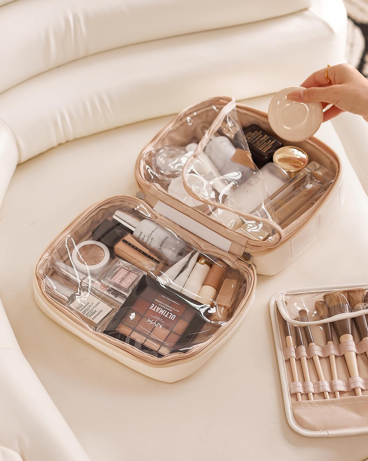 EACHY Travel Makeup Bag,Large Capacity Cosmetic Bags for Women,Waterproof Portable Pouch Open Flat Toiletry Bag Make up Organizer with Divider and Handle