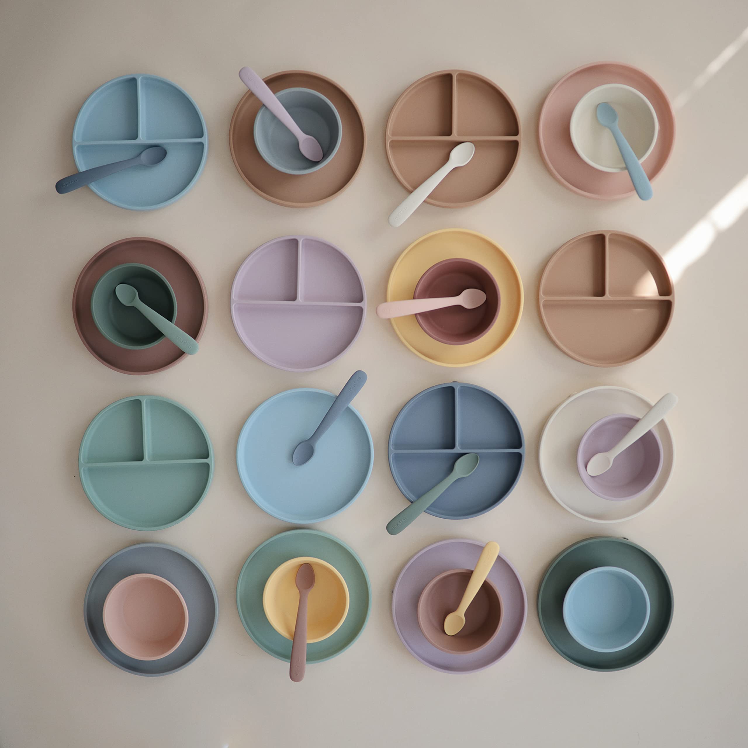 mushie Silicone Suction Plate | BPA-Free Non-Slip Design (Ivory)