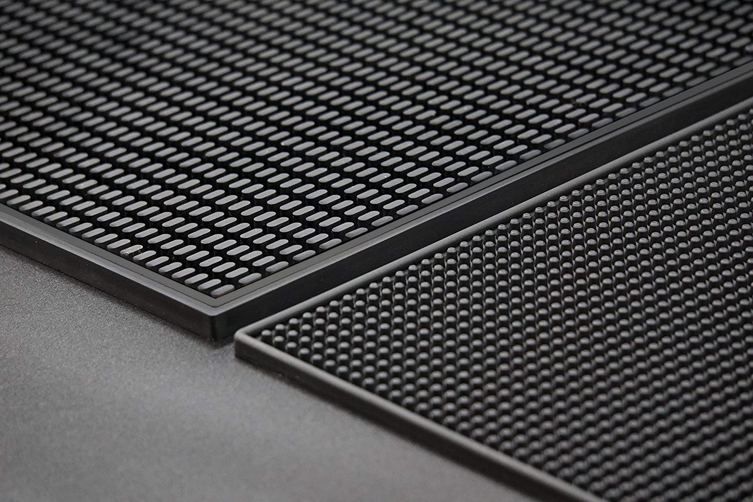 Highball & Chaser Premium Bar Mat 18in x 12in 1cm Thick Durable and Stylish Service Bar Mat for Spills, Bars, Restaurants, Counter Top Dish Drying Mat, Glass Drying Mat (1 Pack, Black Border)