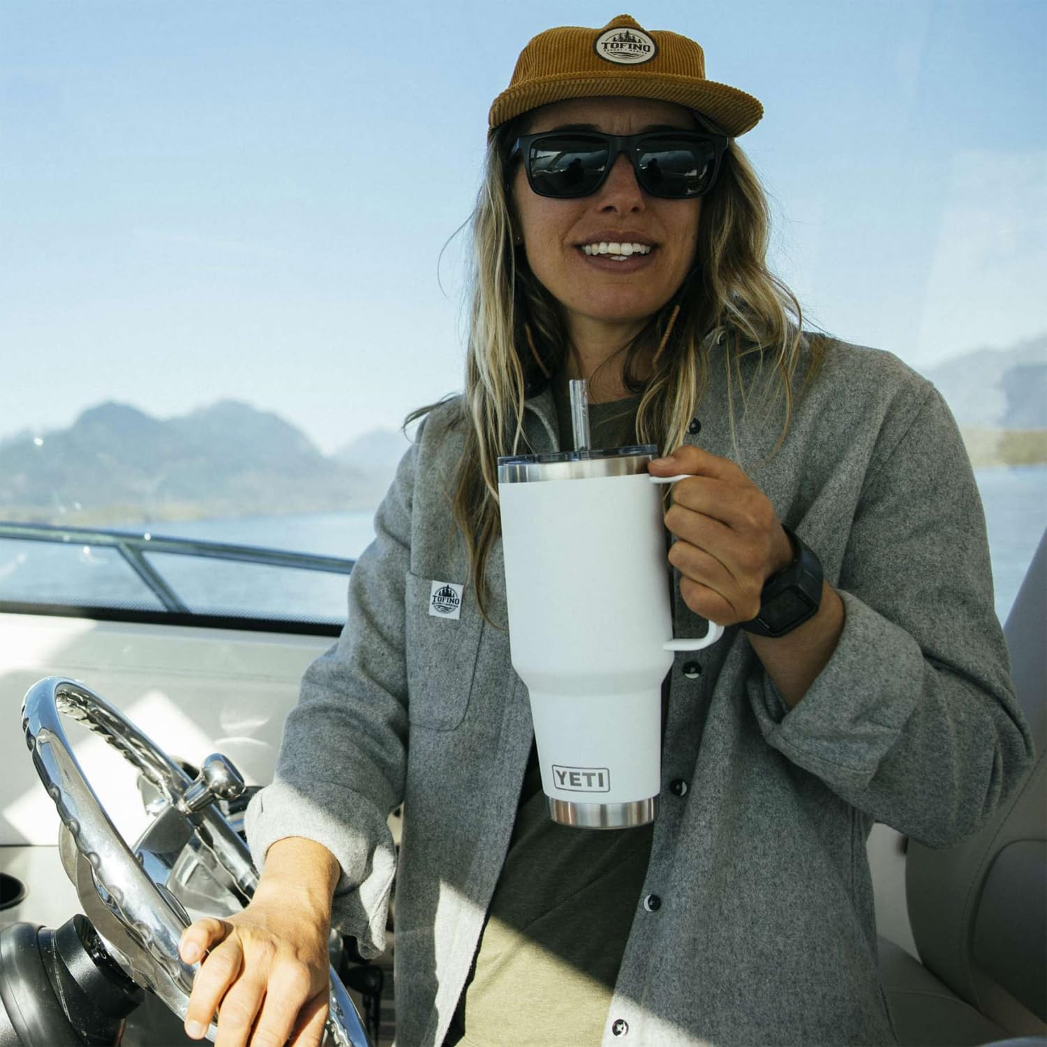 YETI Rambler Tumbler with Handle and Straw Lid, Vacuum Insulated Travel Mug, Stainless Steel