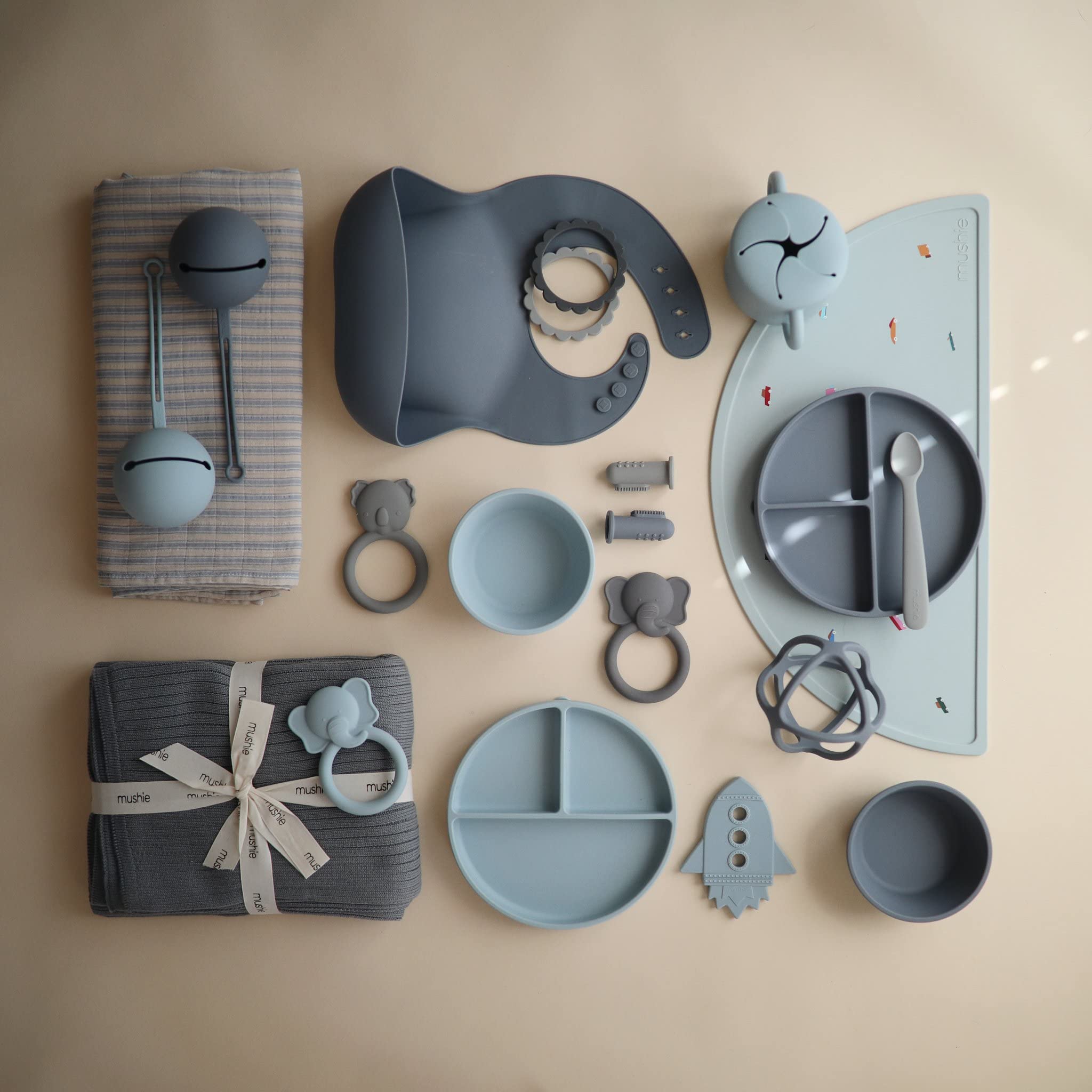 mushie Silicone Pacifier Holder Case (Shifting Sand