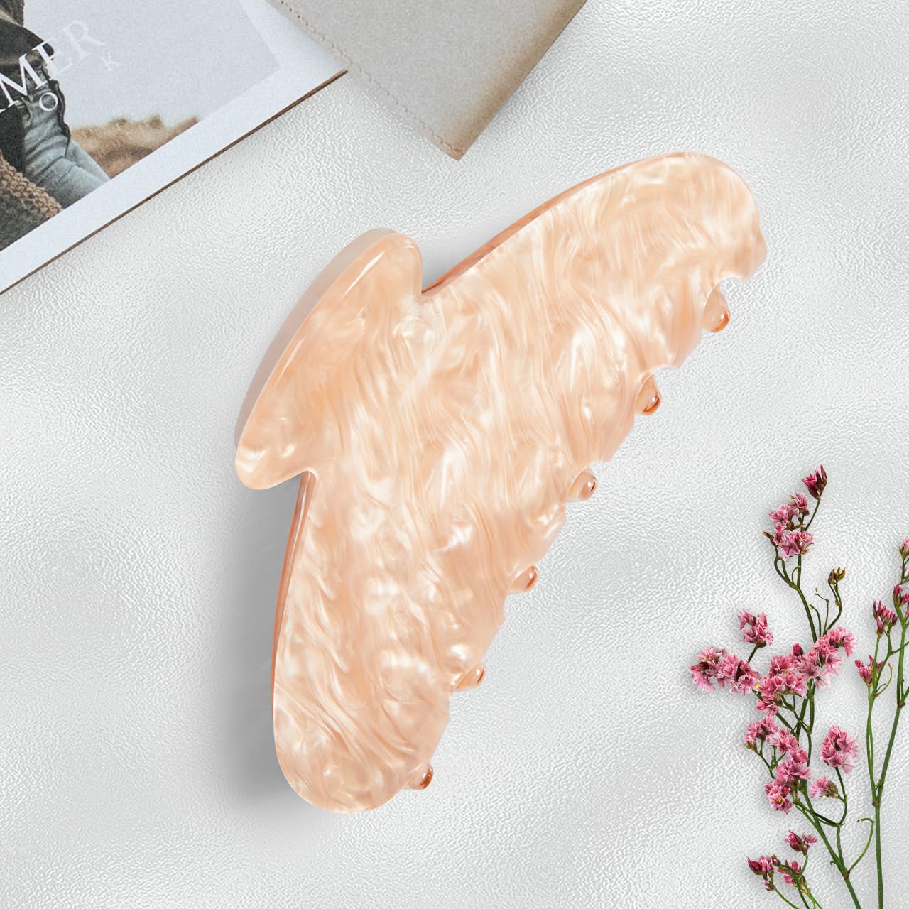 Kitsch Recycled Plastic Large Claw Clip - Big Marble Hair Clips for Women | Jaw Clips for Girls | Big Claw Clips for Thick Hair (1pc, Blonde)