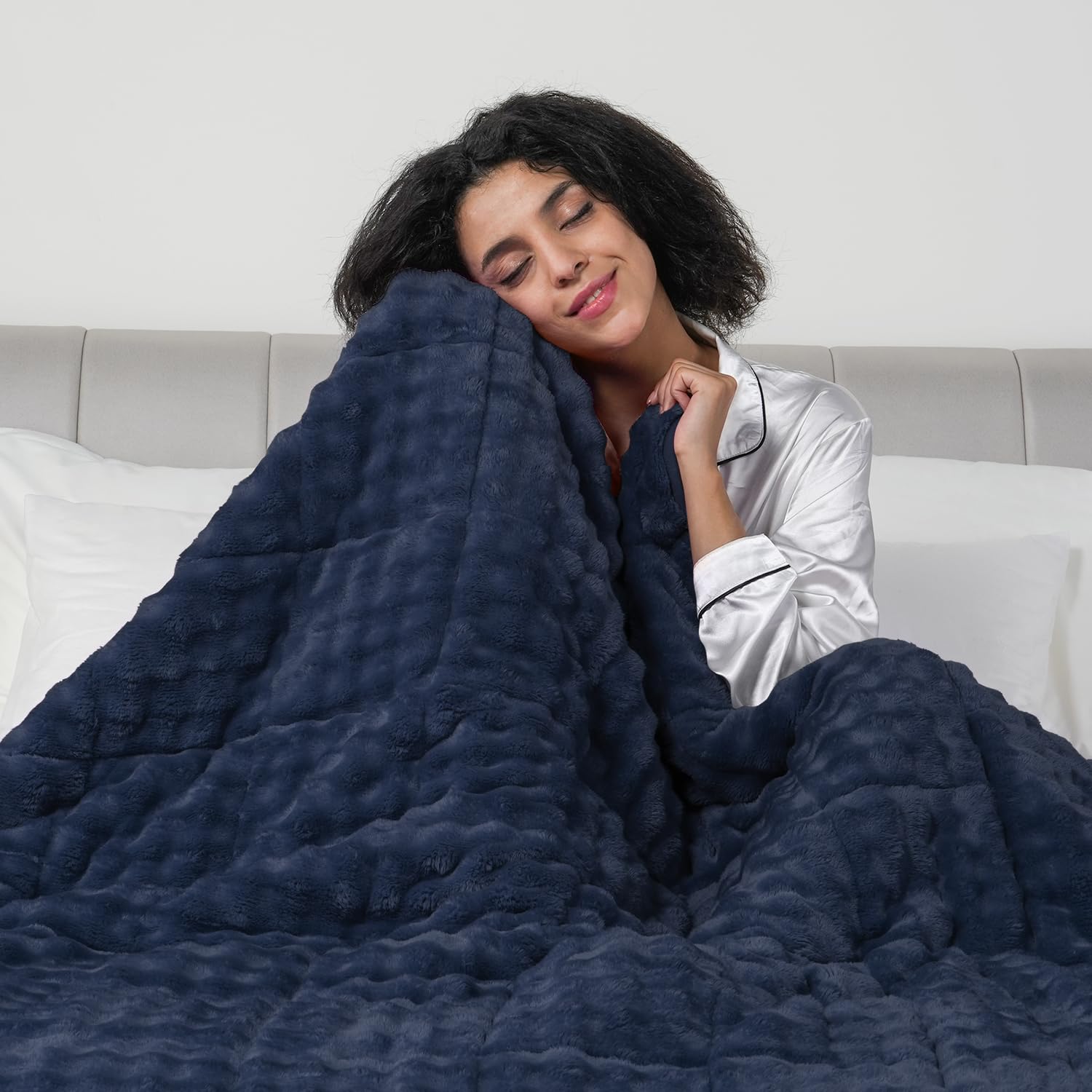Cottonblue Weighted Blanket 15lbs Bubble Faux Fur Plush Sherpa Weighted Blankets for Adults, Fits Queen Size Bed, Cute Fuzzy Warm Heavy Blanket for Calm and Better Sleep, 60"x80", Cream White
