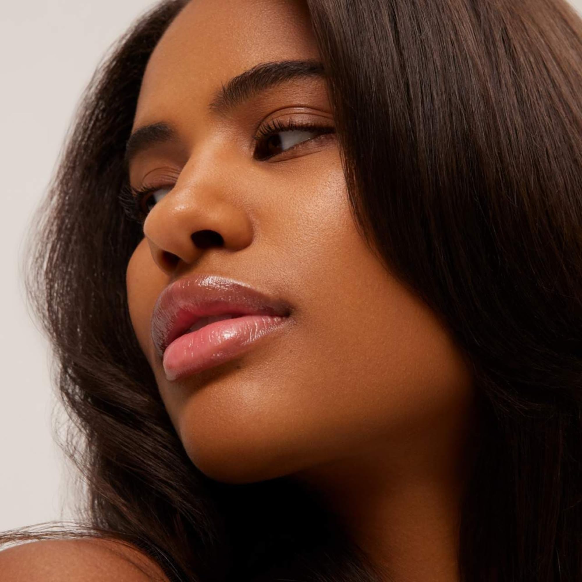 Summer Fridays Lip Butter Balm - Conditioning Lip Mask and Lip Balm for Instant Moisture, Shine and Hydration - Sheer-Tinted, Soothing Lip Care - Vanilla Beige (.5 Oz)