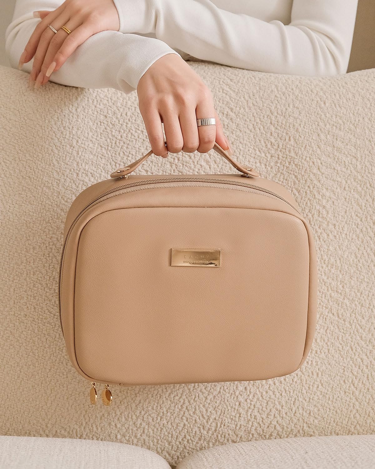 EACHY Travel Makeup Bag,Large Capacity Cosmetic Bags for Women,Waterproof Portable Pouch Open Flat Toiletry Bag Make up Organizer with Divider and Handle