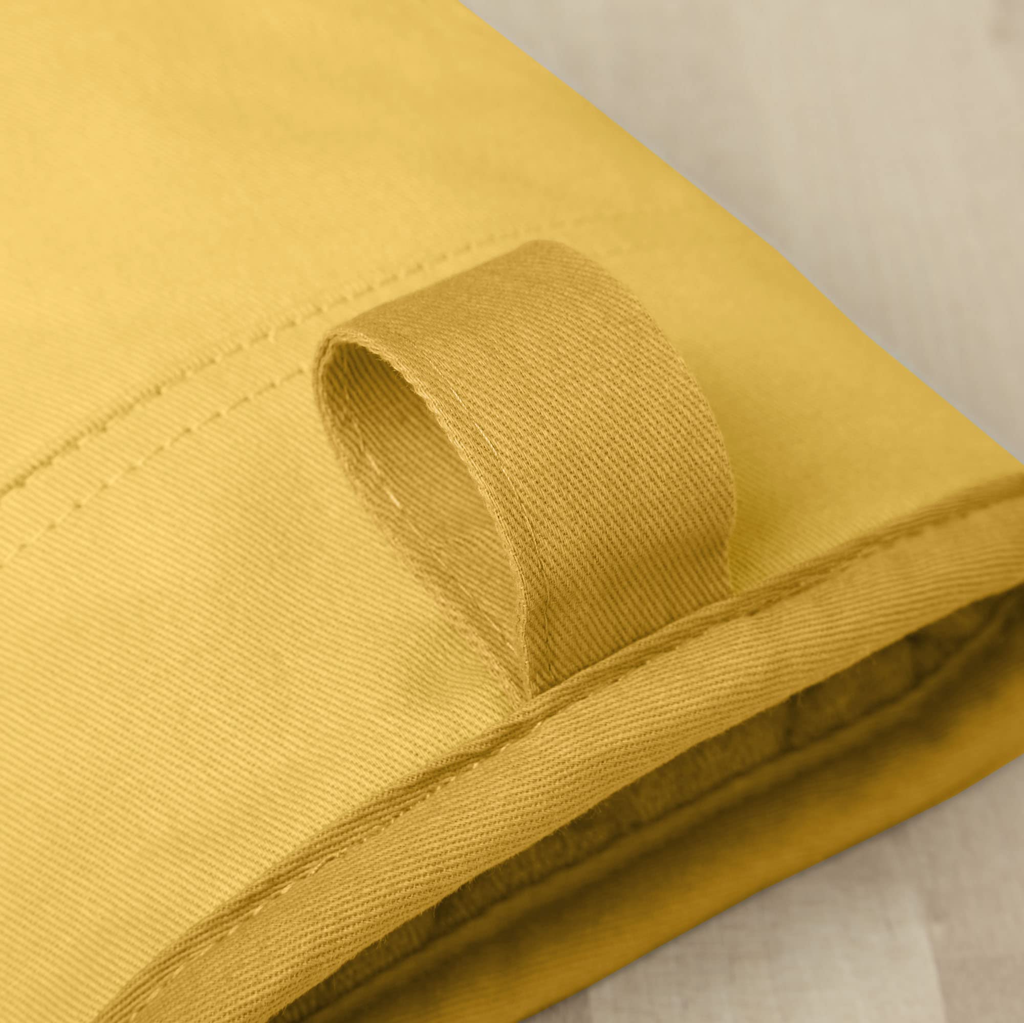 KitchenAid Beacon Two-Tone Non-Slip Mini Oven Mitt Set, Milkshake/Beige, 5.5"x8", 2 Piece