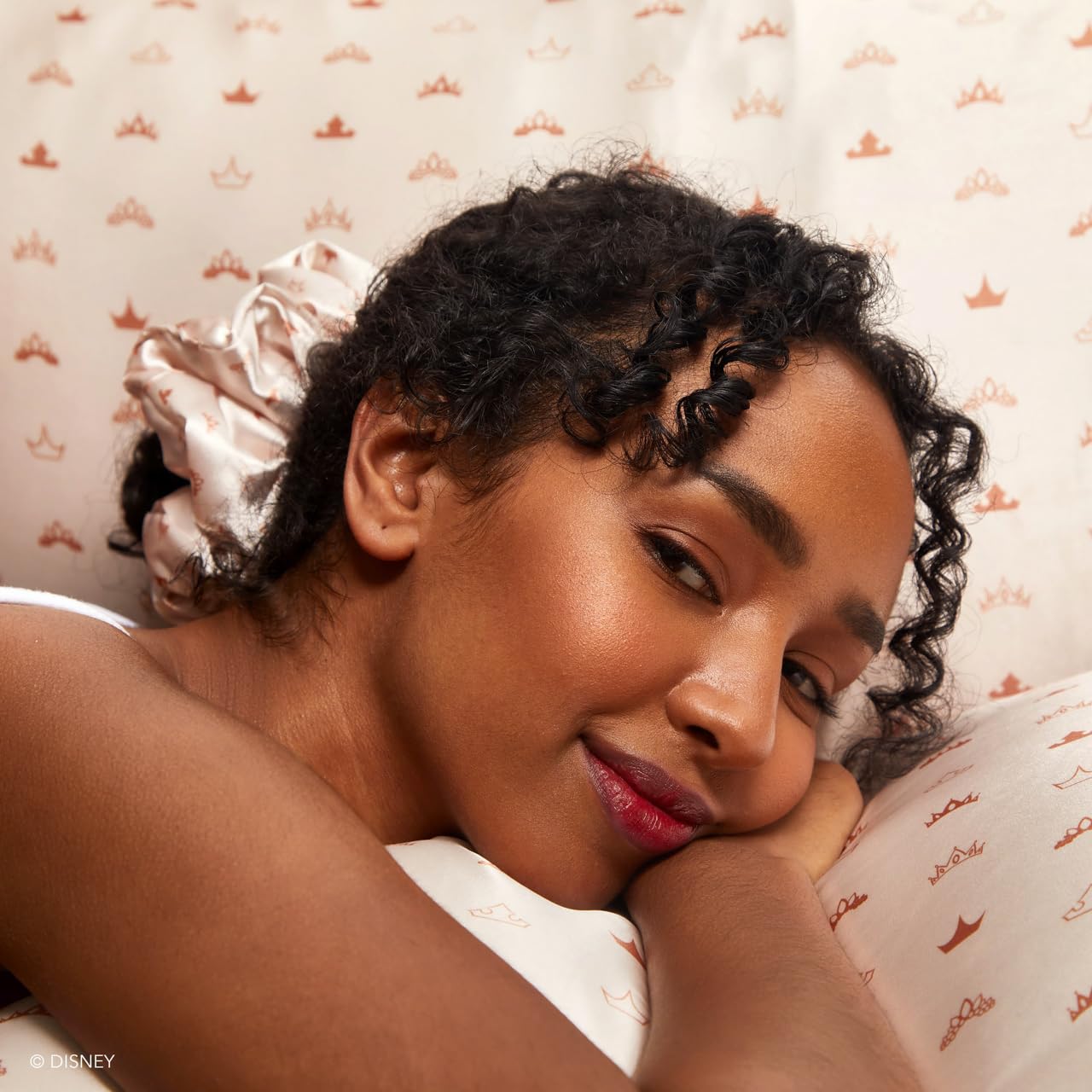 Kitsch Satin Pillowcase with Zipper for Hair & Skin, Softer Than Silk Pillow Cases Queen, Smooth Pillow Covers, Machine Washable, Wrinkle-Free, Cooling Satin Pillow Cases Standard Size 19"x26", Ivory