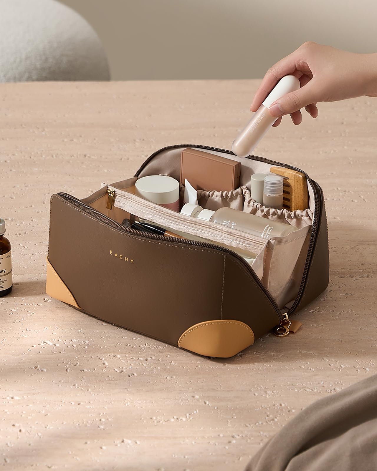 EACHY Travel Makeup Bag,Large Capacity Cosmetic Bags for Women,Waterproof Portable Pouch Open Flat Toiletry Bag Make up Organizer with Divider and Handle