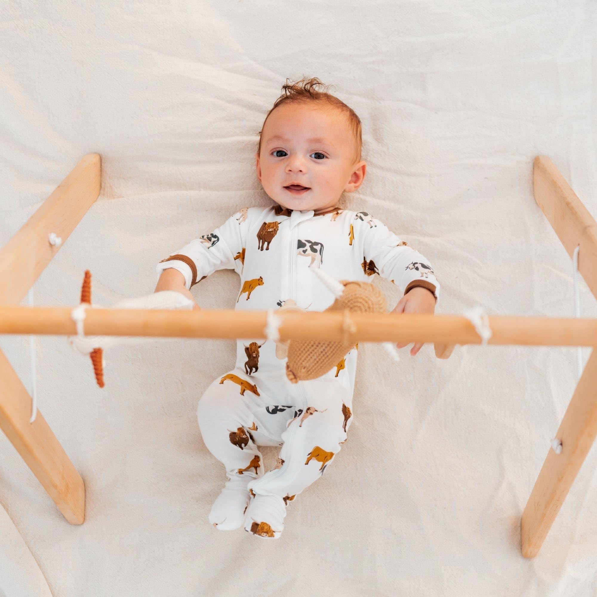 KYTE BABY Unisex Zipper Closure Footies, Rayon Made From Bamboo, 0-24 Months