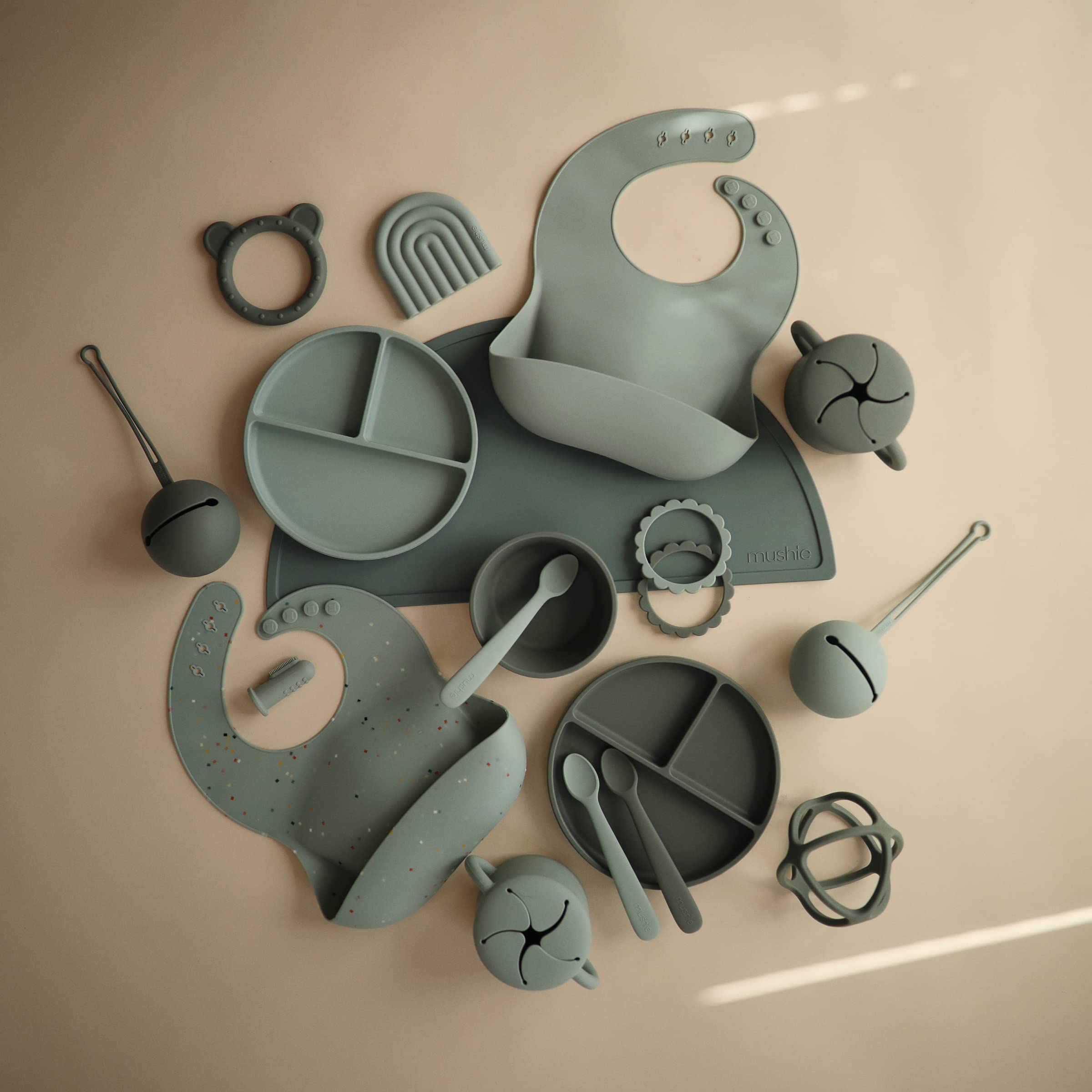 mushie Silicone Pacifier Holder Case (Shifting Sand