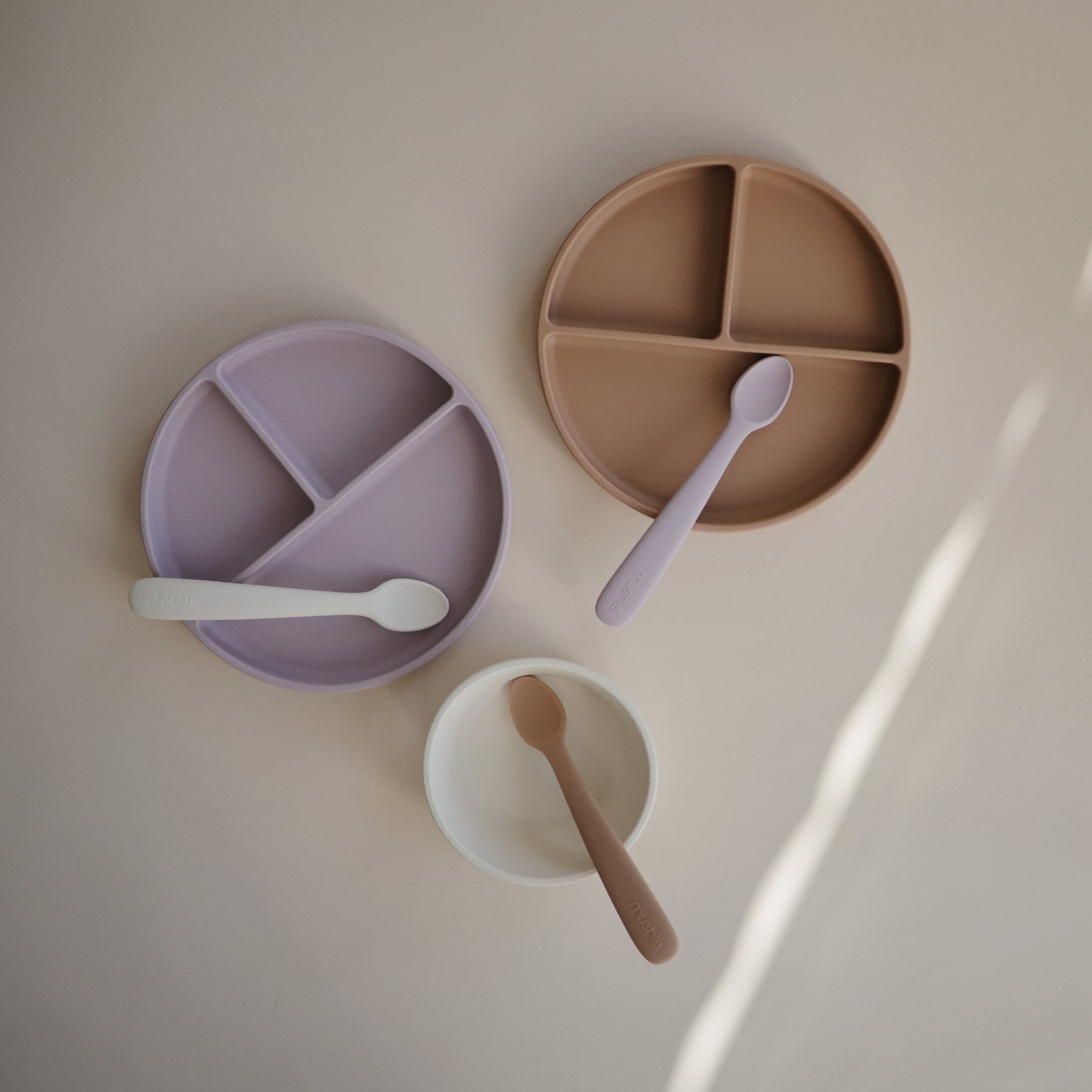 mushie Silicone Suction Plate | BPA-Free Non-Slip Design (Ivory)