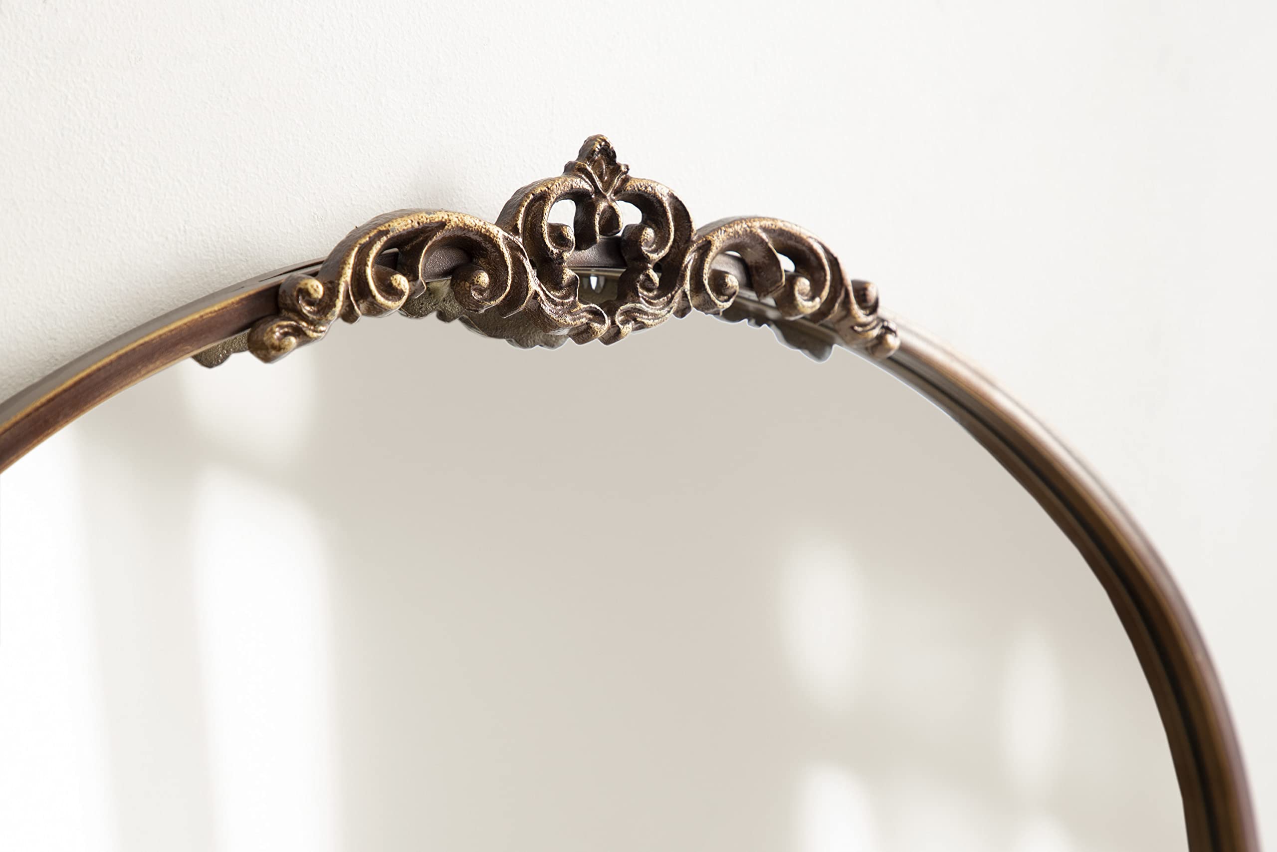 Kate and Laurel Myrcelle Traditional Arched Mirror, 25 x 33, Gold, Decorative Large Arch Mirror with Ornate Garland Detailing Along The Crown and Edges of The Frame