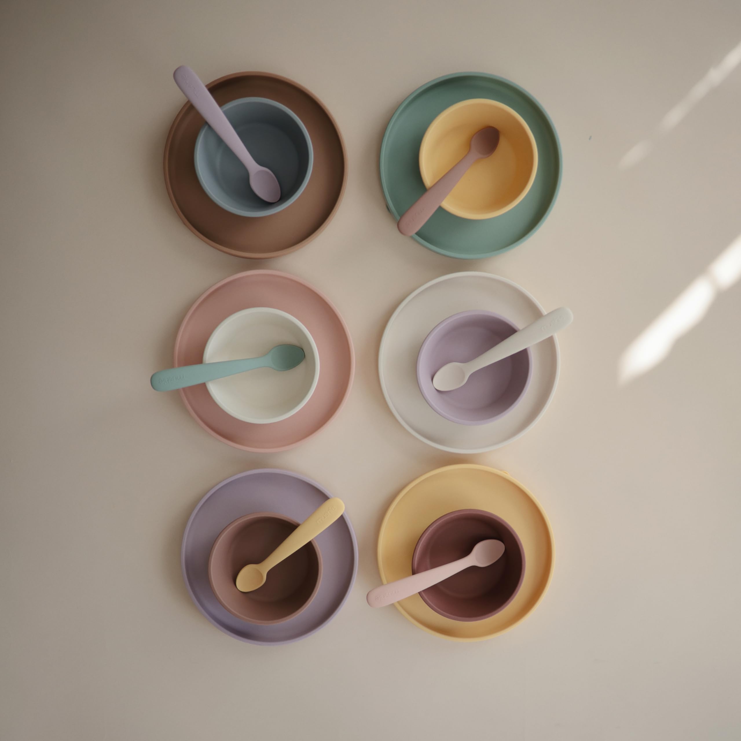 mushie Silicone Suction Bowl | BPA-Free Non-Slip Design (Ivory)