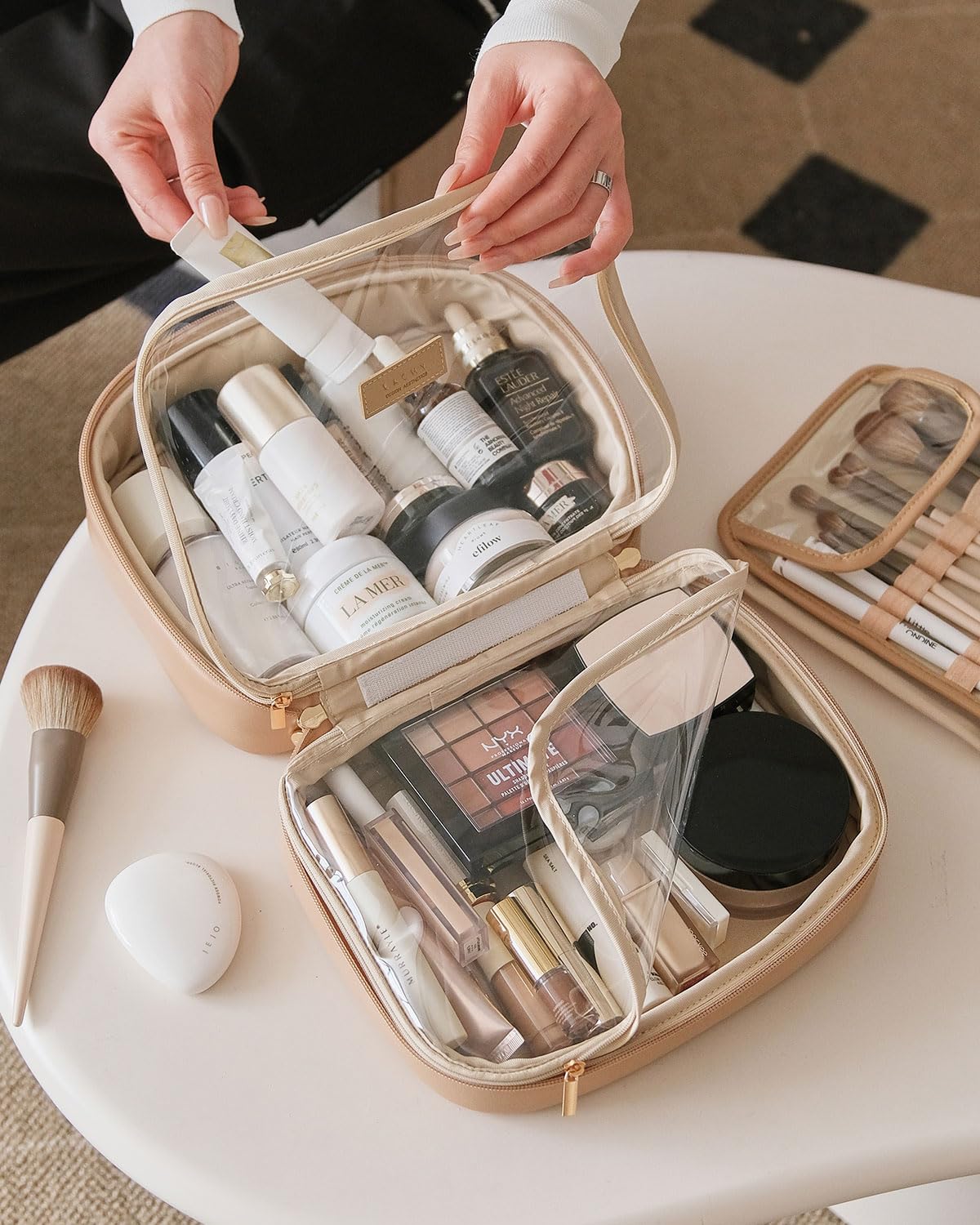 EACHY Travel Makeup Bag,Large Capacity Cosmetic Bags for Women,Waterproof Portable Pouch Open Flat Toiletry Bag Make up Organizer with Divider and Handle