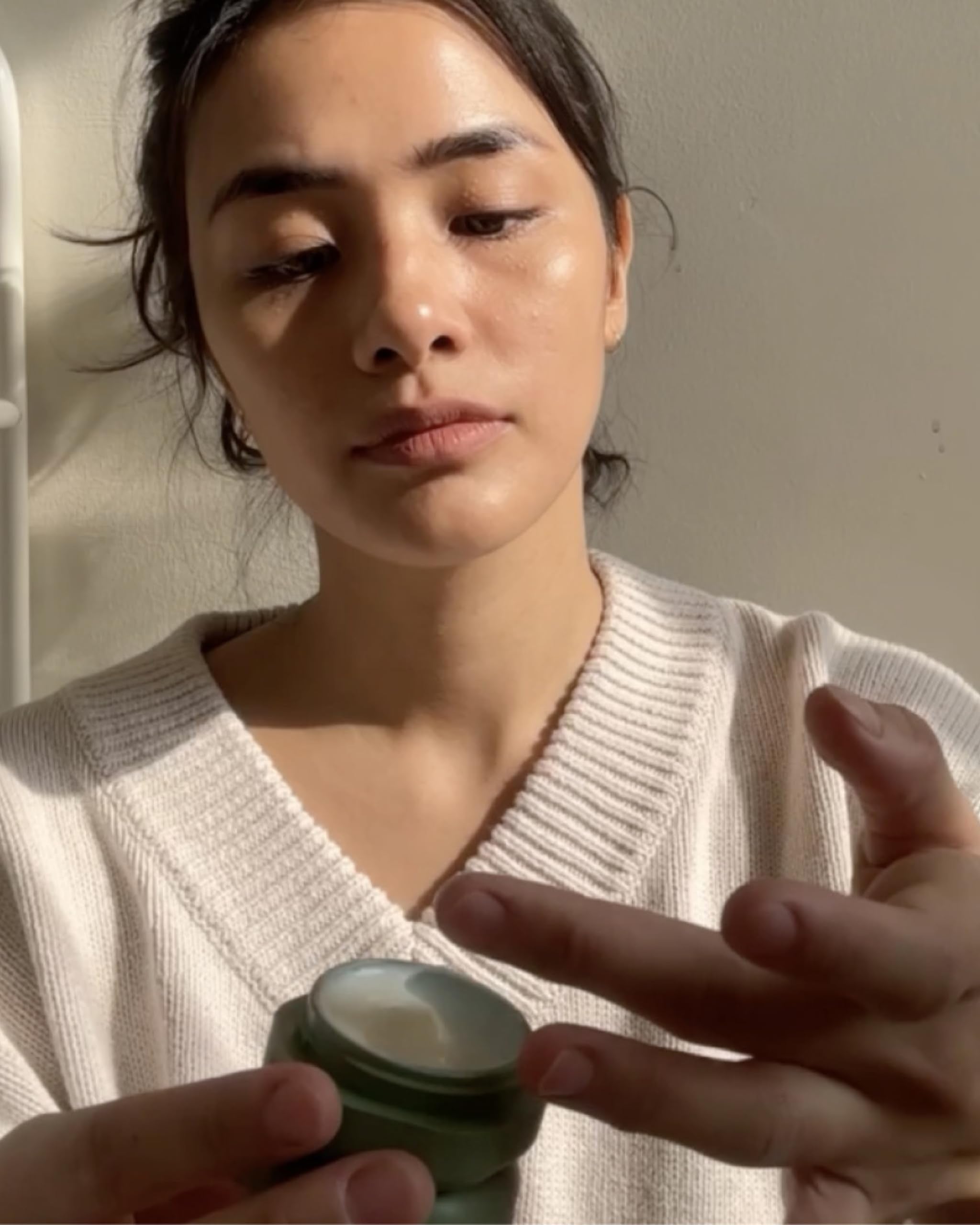 Cadence Travel Containers - Skincare Set - Magnetic Travel Capsules - for Facial Cleanser, Moisturizer, Sunscreen - 3 Small Capsules (0.56oz) with Cleanser, Moisturizer & Sun-Icon Labels - Sand