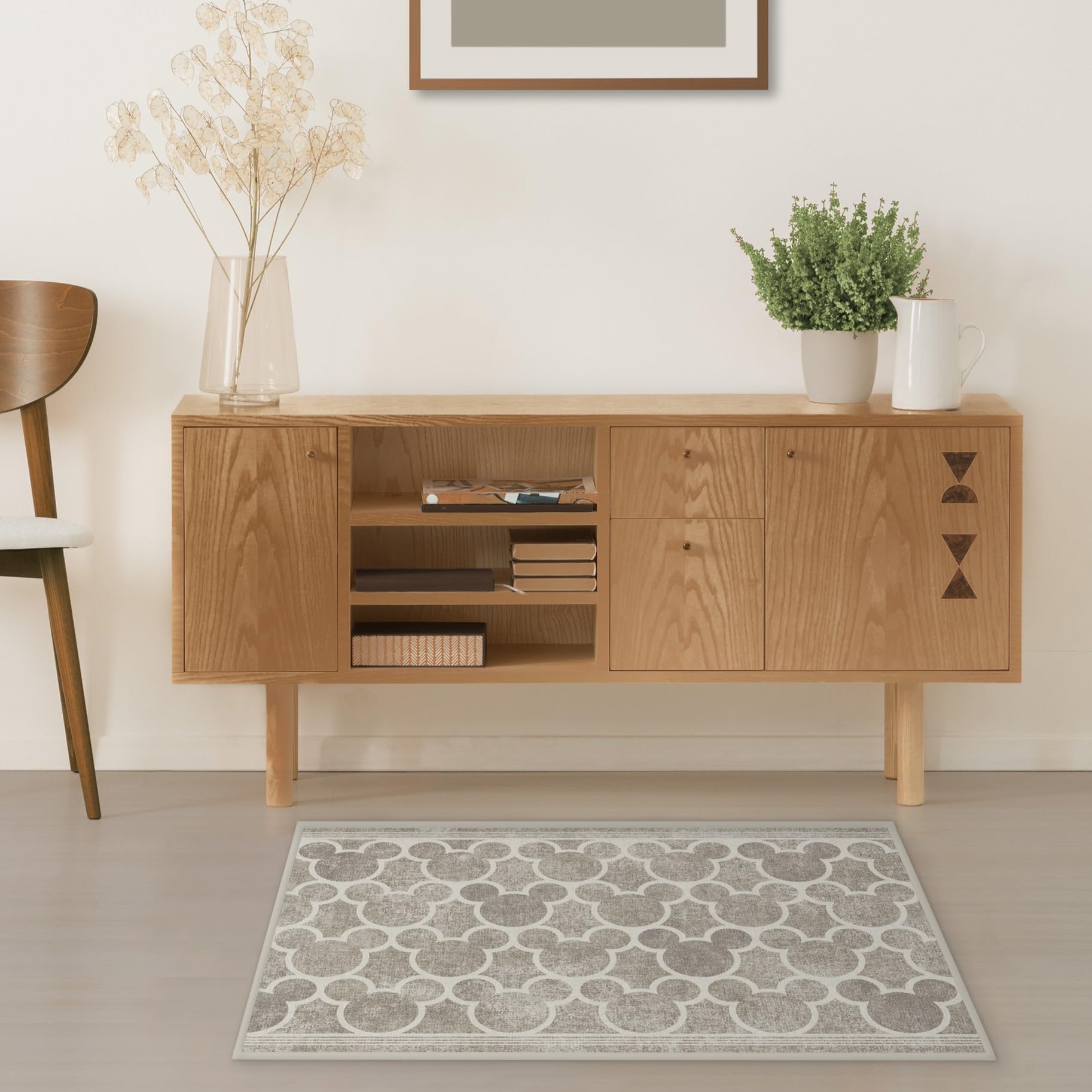 RUGGABLE Disney Classic Minnie Mouse Washable Rug - Perfect Area Rug for Nursery Playroom Kids Room - Pet & Child Friendly - Stain & Water Resistant - Trellis Pink 5&