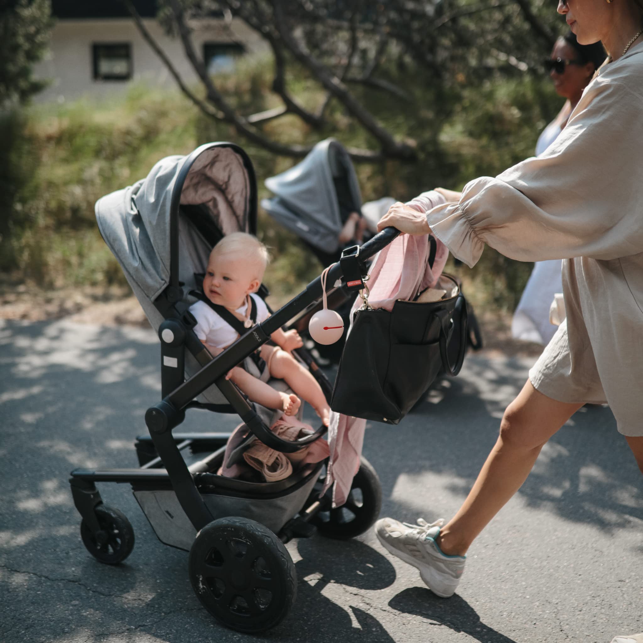 mushie Silicone Pacifier Holder Case (Shifting Sand