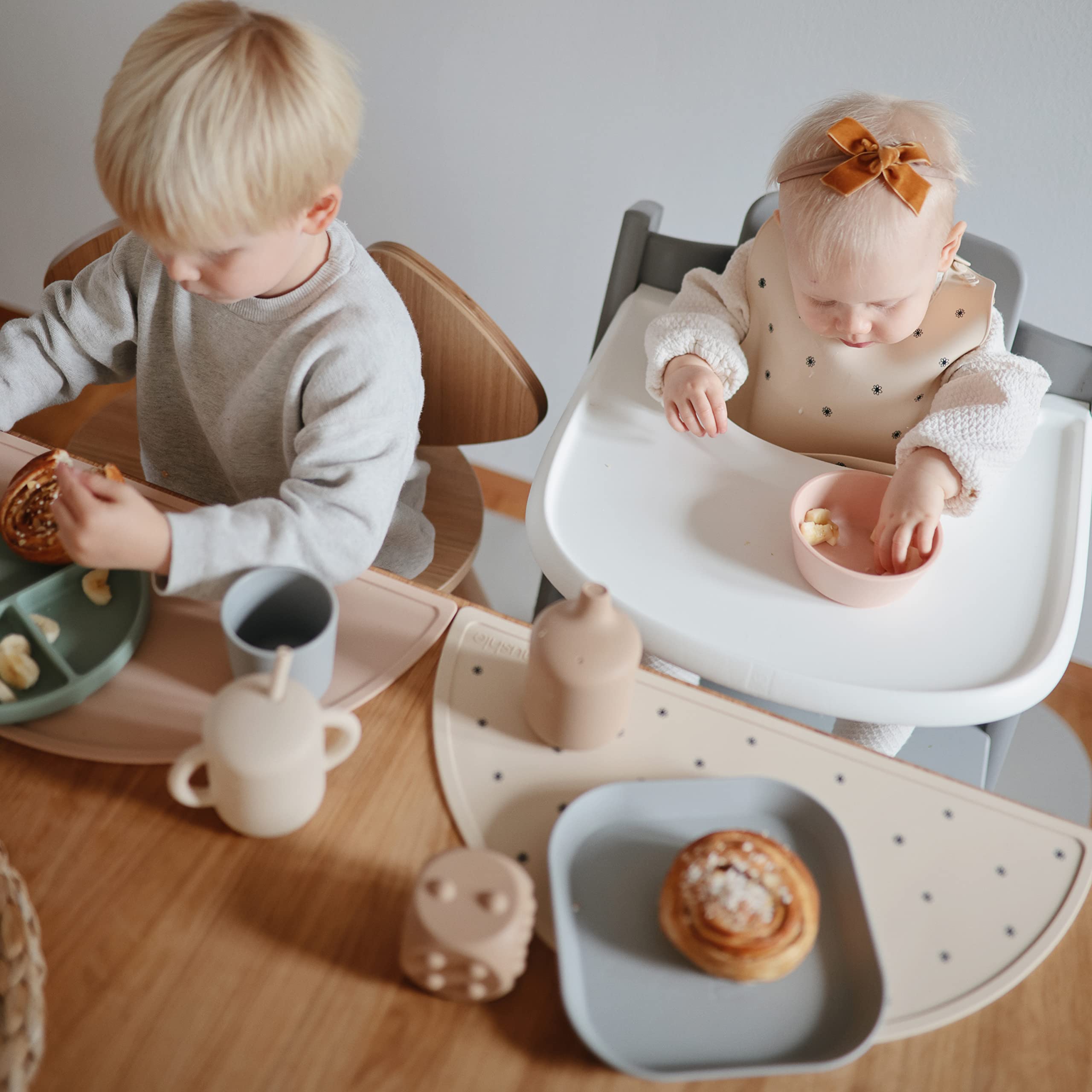 mushie Silicone Suction Bowl | BPA-Free Non-Slip Design (Ivory)