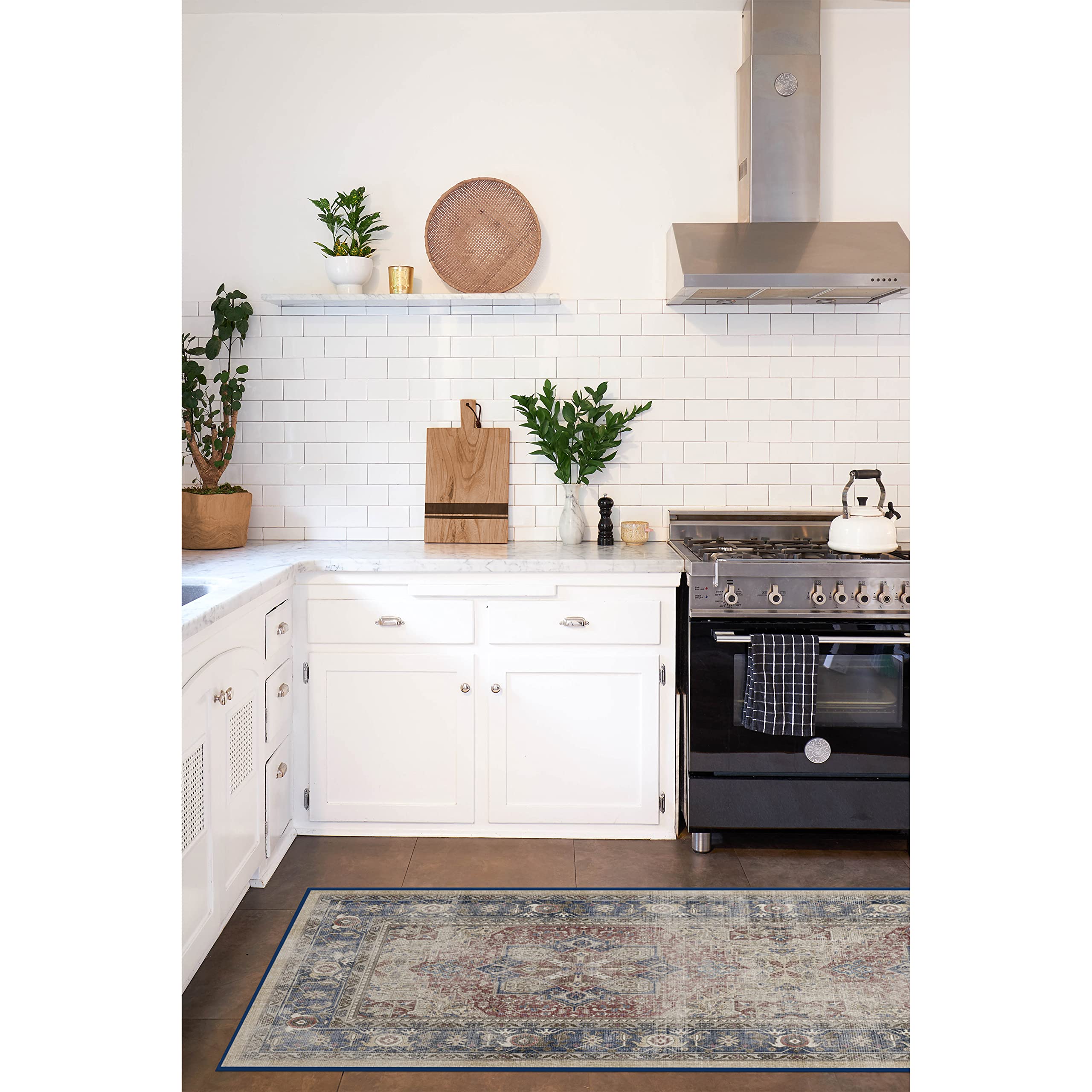 RUGGABLE Kamran Washable Rug - Perfect Vintage Area Rug for Living Room Bedroom Kitchen - Pet & Child Friendly - Stain & Water Resistant - Hazel 5&
