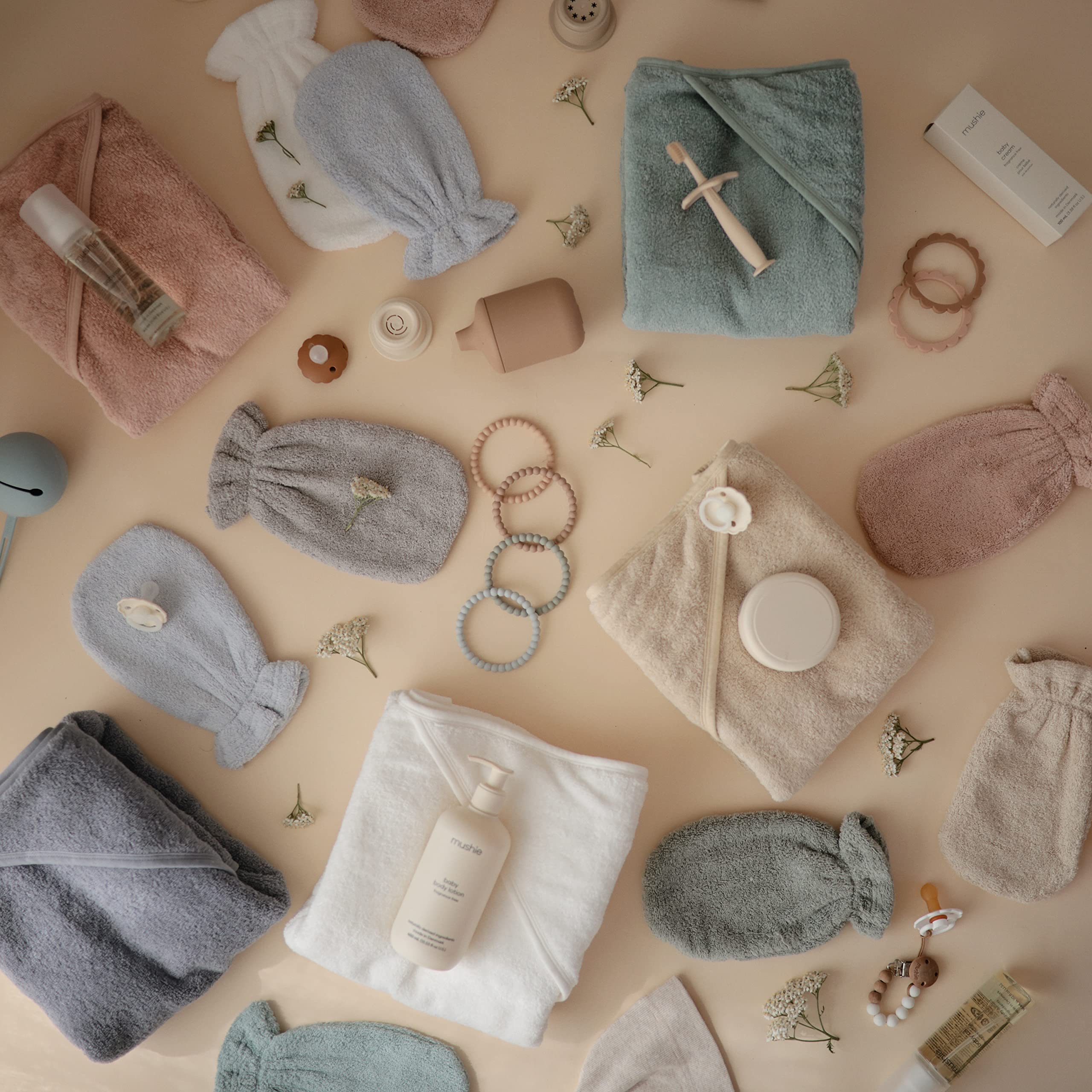 mushie Baby Hooded Towel | Organic Cotton (Moss)