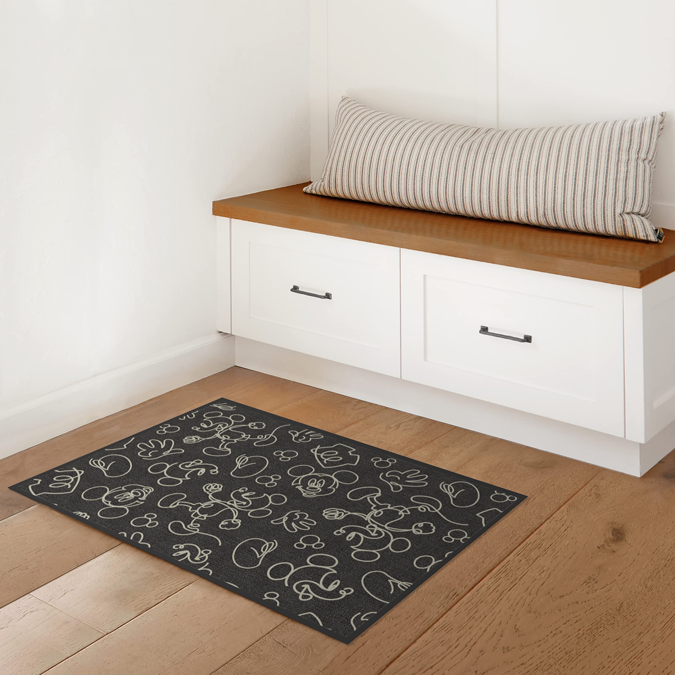 RUGGABLE Disney Classic Minnie Mouse Washable Rug - Perfect Area Rug for Nursery Playroom Kids Room - Pet & Child Friendly - Stain & Water Resistant - Trellis Pink 5&