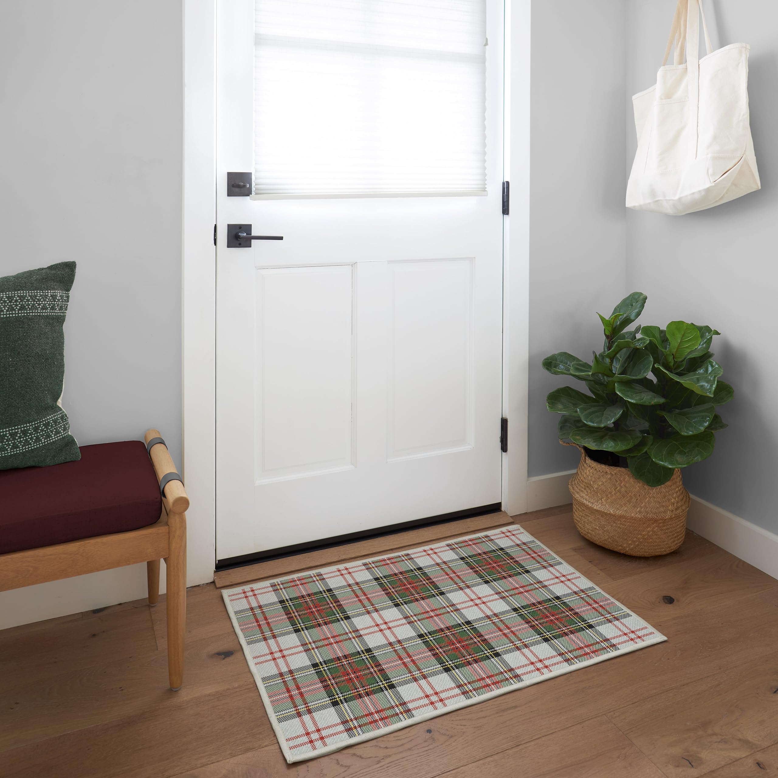 RUGGABLE Winter Plaid Washable Rug - Perfect Holiday Area Rug for Living Room Bedroom Kitchen - Pet & Child Friendly - Stain & Water Resistant - Dress Stewart Tartan Plaid 3&