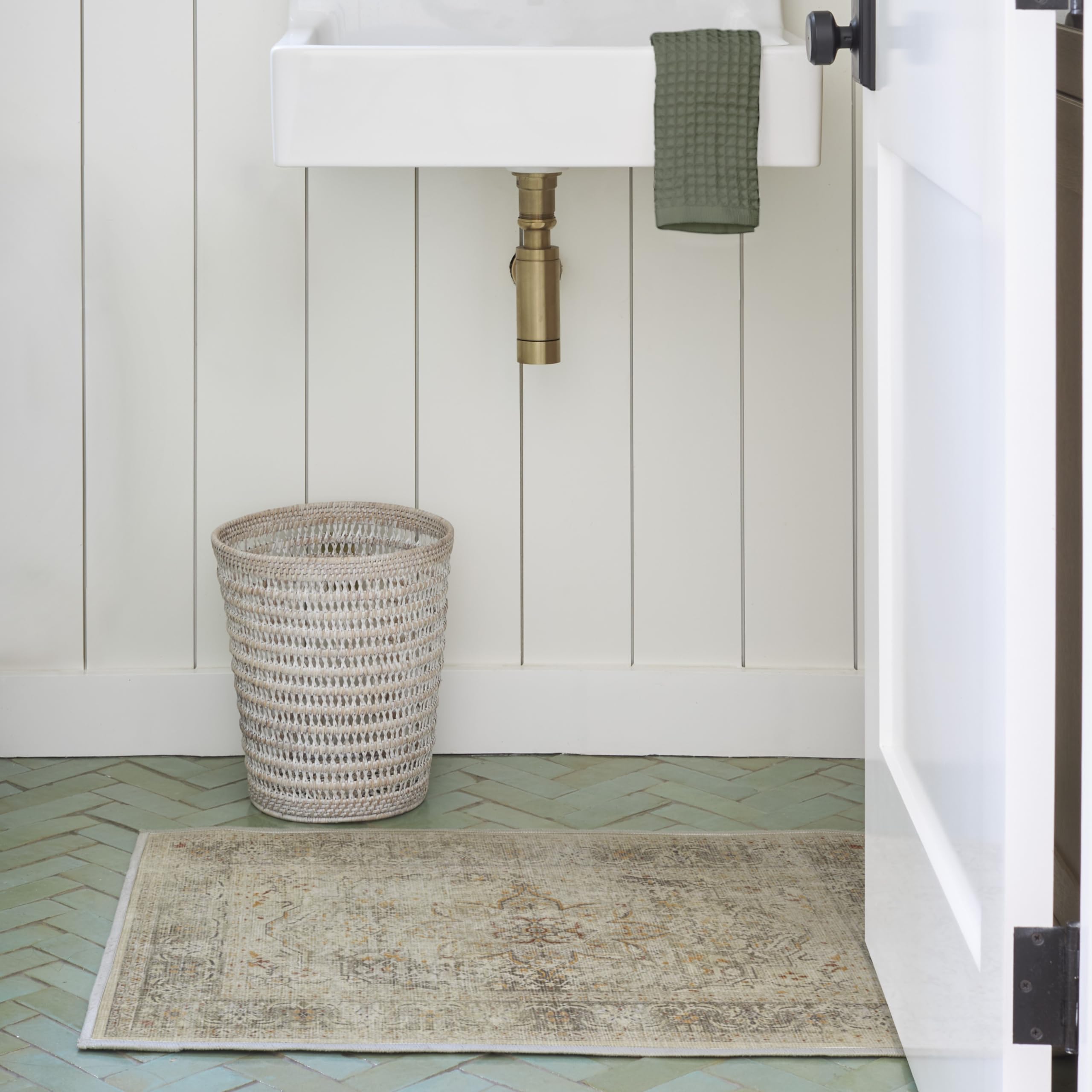 RUGGABLE – Sarrah Blue Quartz – Machine Washable Runner Rug – Pet & Child Friendly – Stain & Water Resistant – Non-Slip – 2.5&