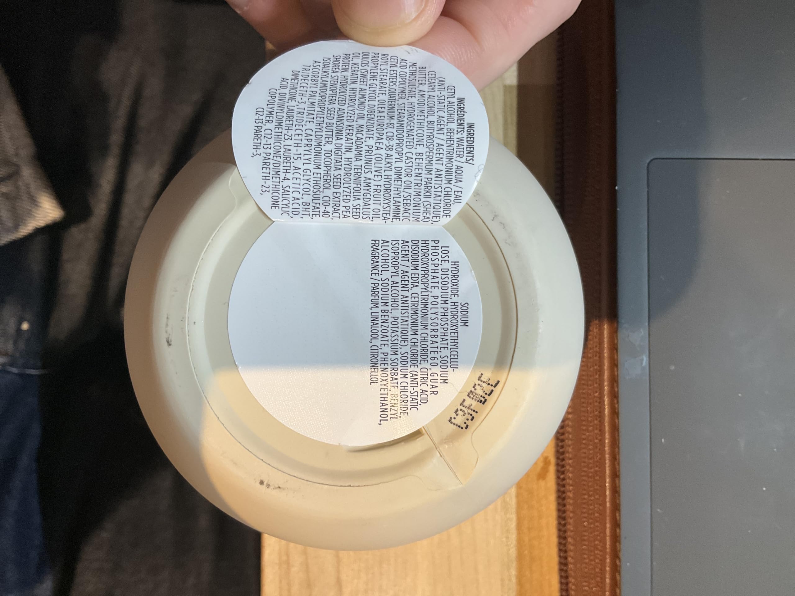 OUAI Fine to Medium Hair Treatment Masque - Hair Mask for Hair Repair, Hydration and Shine - With Shea Butter, Keratin and Panthenol - Paraben, Phthalate and Sulfate Free Hair Care (8 Fl Oz)