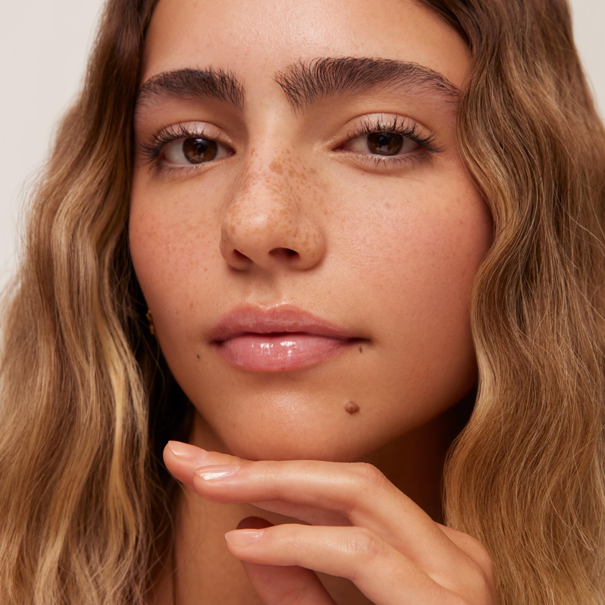 Summer Fridays Lip Butter Balm - Conditioning Lip Mask and Lip Balm for Instant Moisture, Shine and Hydration - Sheer-Tinted, Soothing Lip Care - Vanilla Beige (.5 Oz)