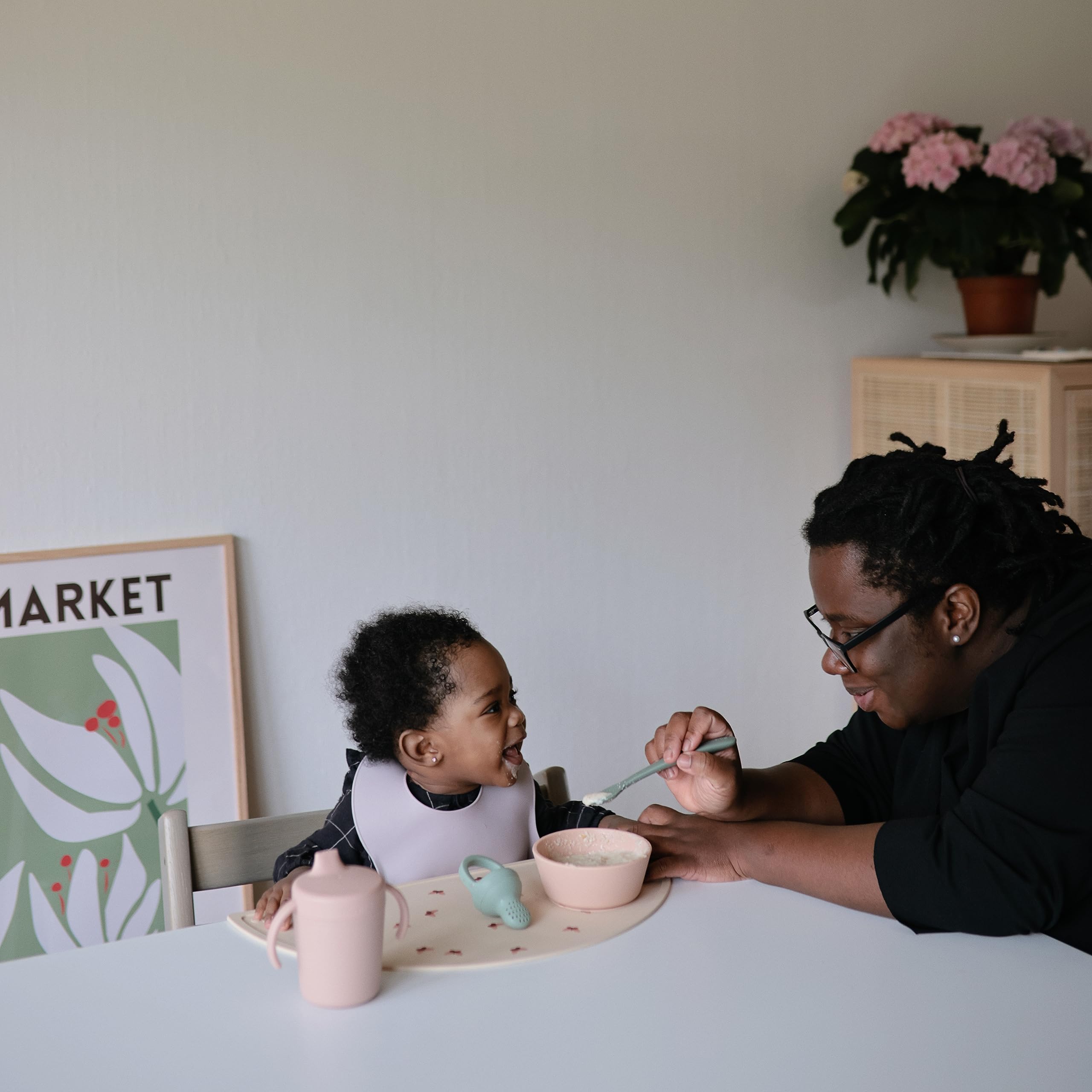 mushie Silicone Suction Bowl | BPA-Free Non-Slip Design (Ivory)