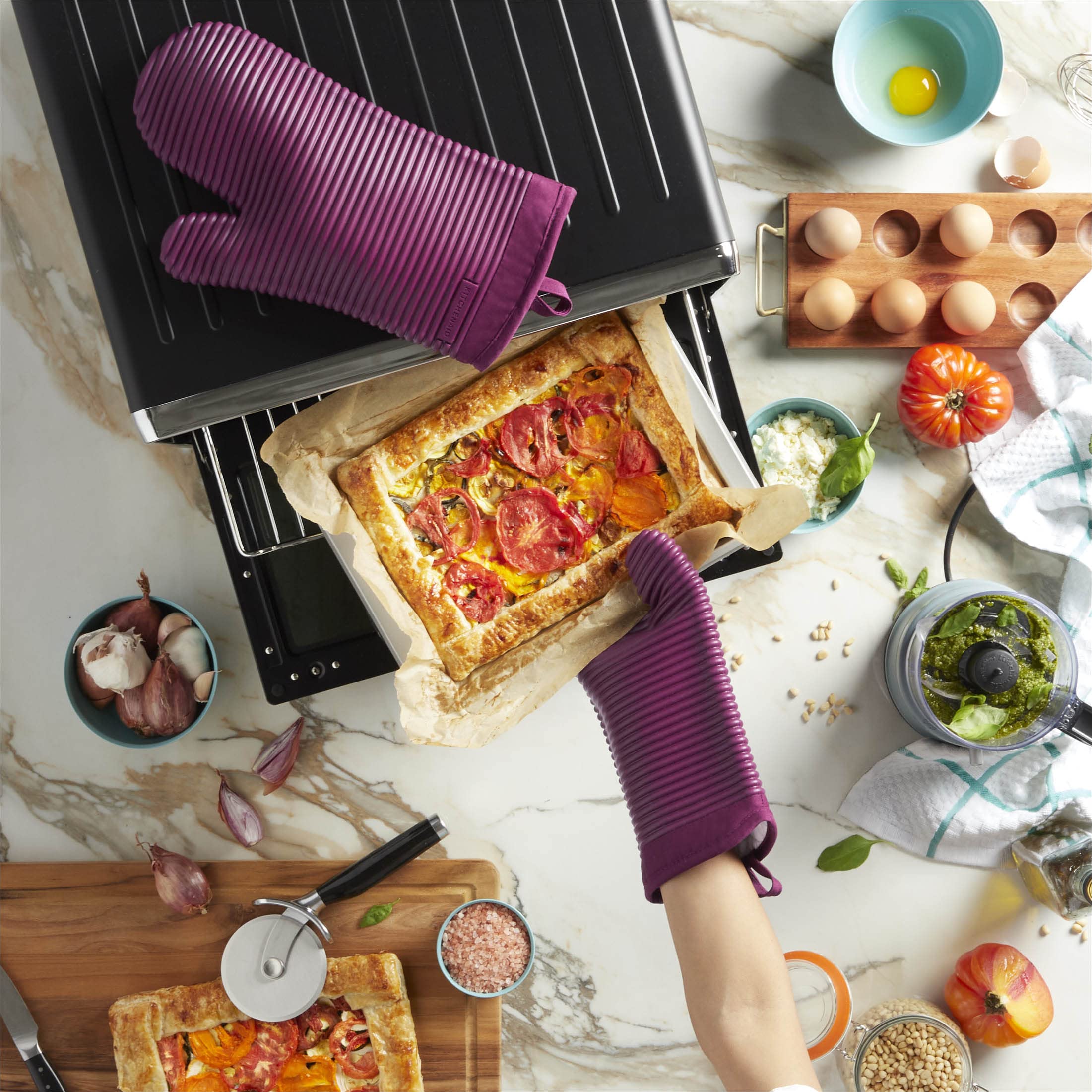 KitchenAid Ribbed Soft Silicone Oven Mitt Set, 7"x13", Milkshake 2 Count