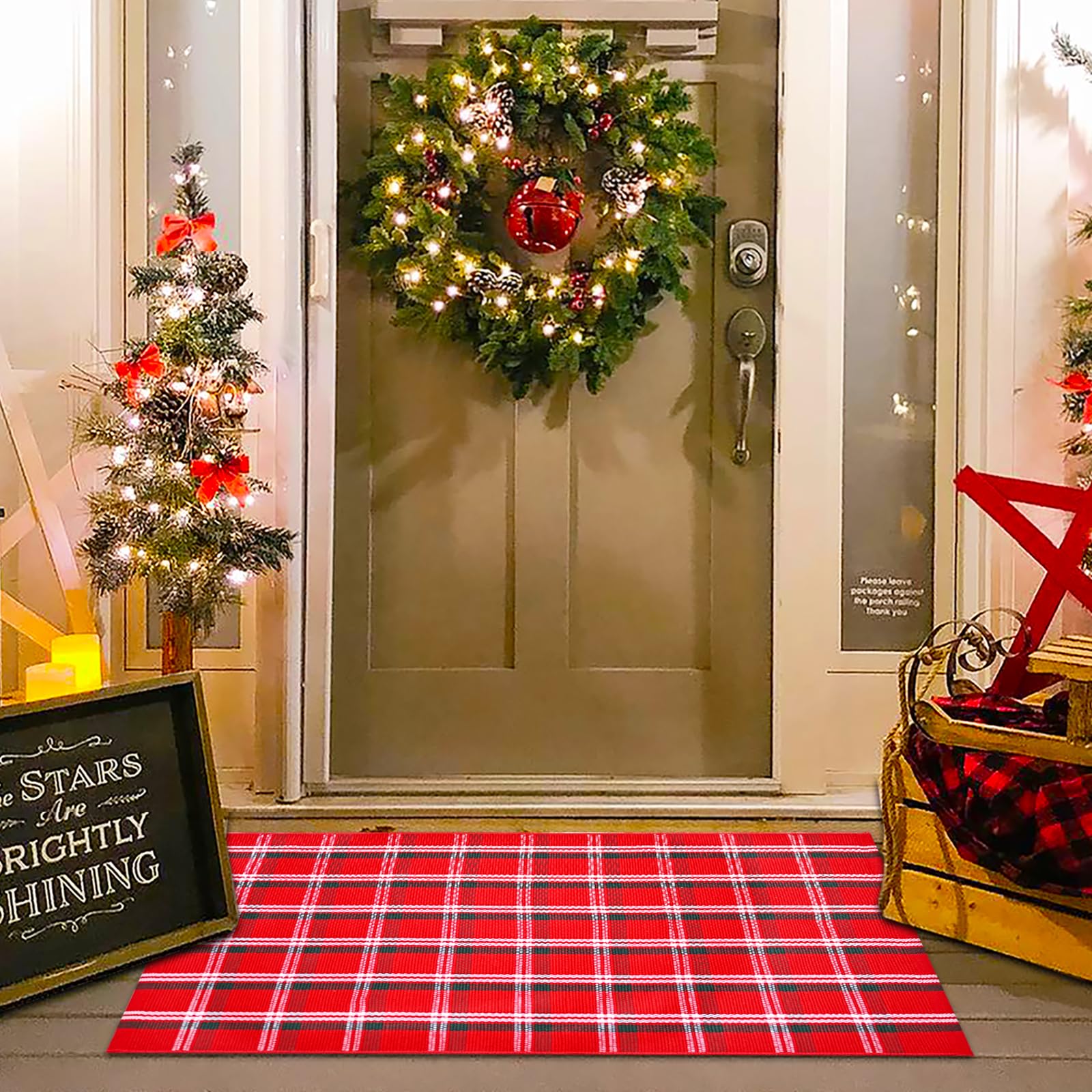 Christmas Red and White Plaid Rug - 28 x 43 Inches Outdoor Front Door Decor Mat Cotton Washable Hand-Woven Rug Christmas New Year Holiday Porch Entryway Layered Doormat
