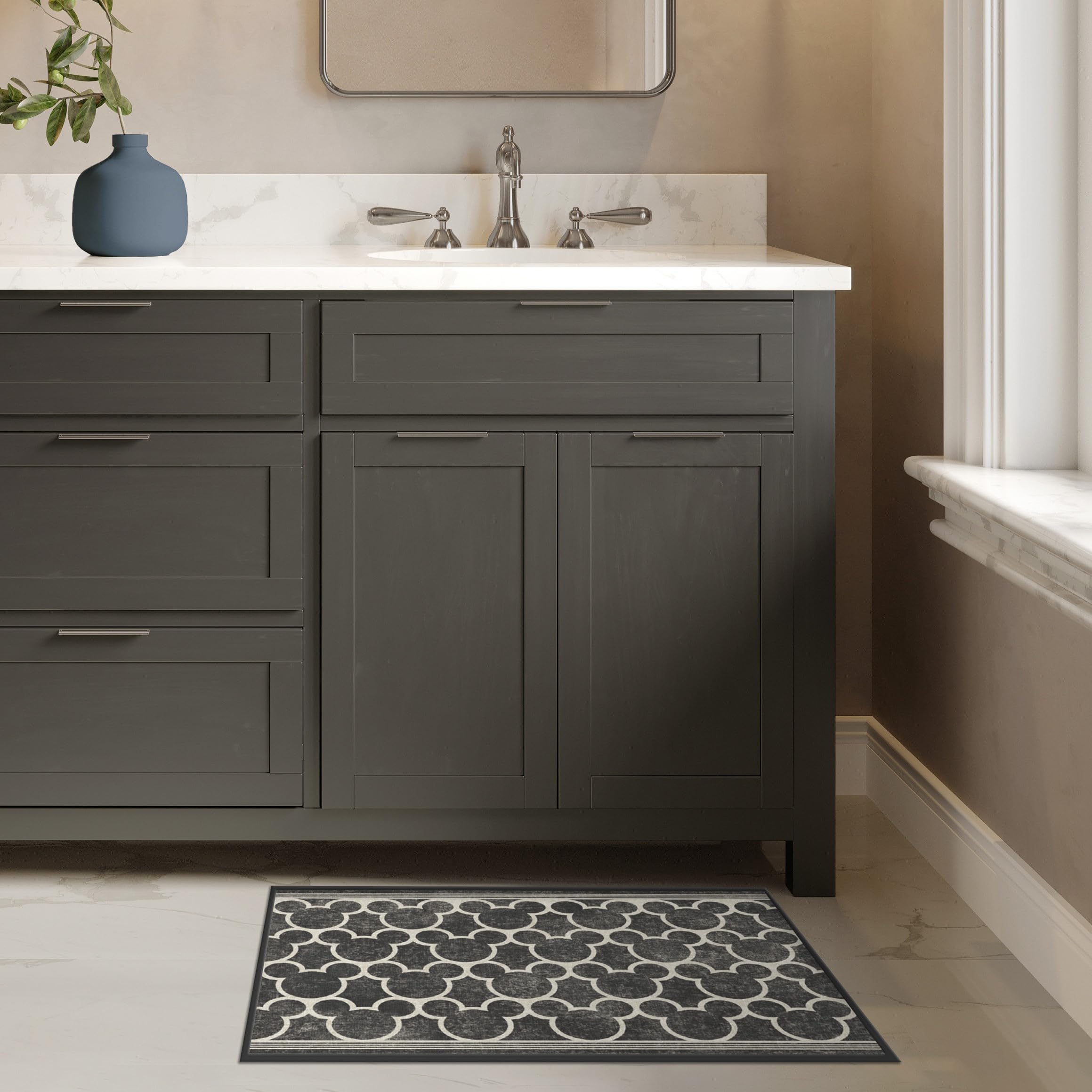 RUGGABLE Disney Classic Minnie Mouse Washable Rug - Perfect Area Rug for Nursery Playroom Kids Room - Pet & Child Friendly - Stain & Water Resistant - Trellis Pink 5&