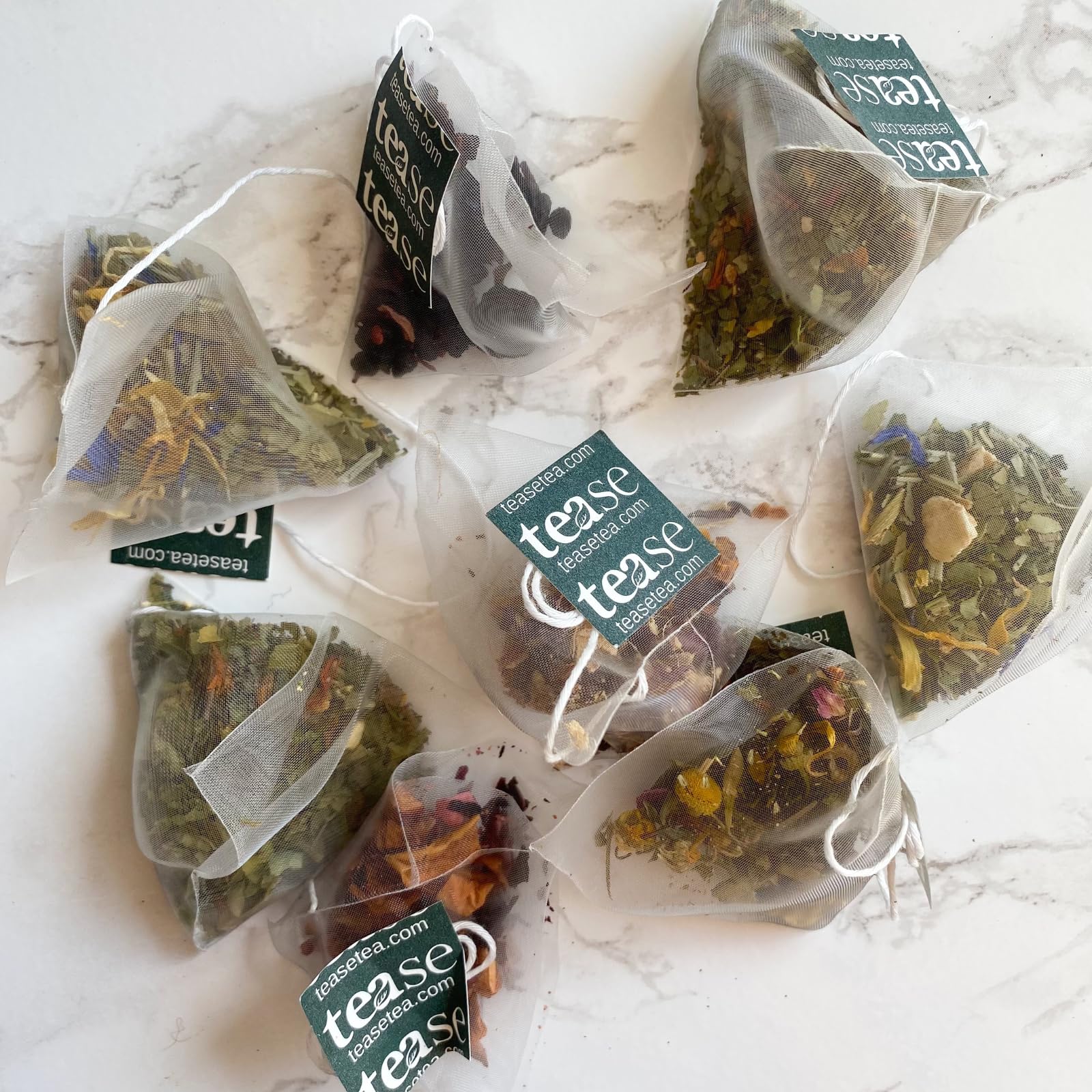 Tease Tea Organic Tea Tube Gift Set | 15 Piece Botanical Pyramid Tea Bag Infuser Sachets Loose Leaf Support Citrusy Blend with Rooibos, Peppermint, Valerian Root Caffeine Free 37g (Golden Slumbers)