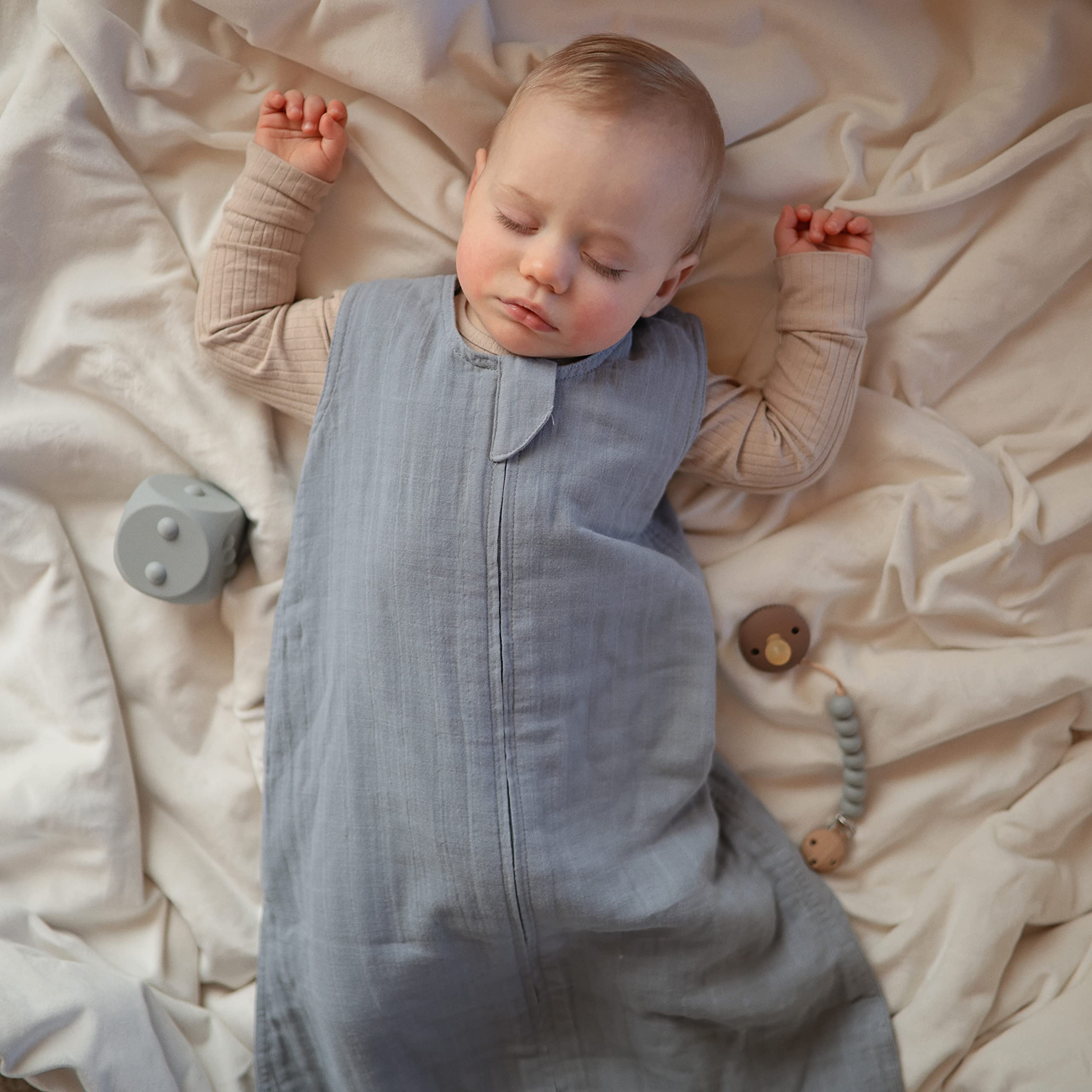 mushie Baby Wearable Blanket | 100% Organic Cotton Muslin | Sleeping Bag for Infants (Natural)