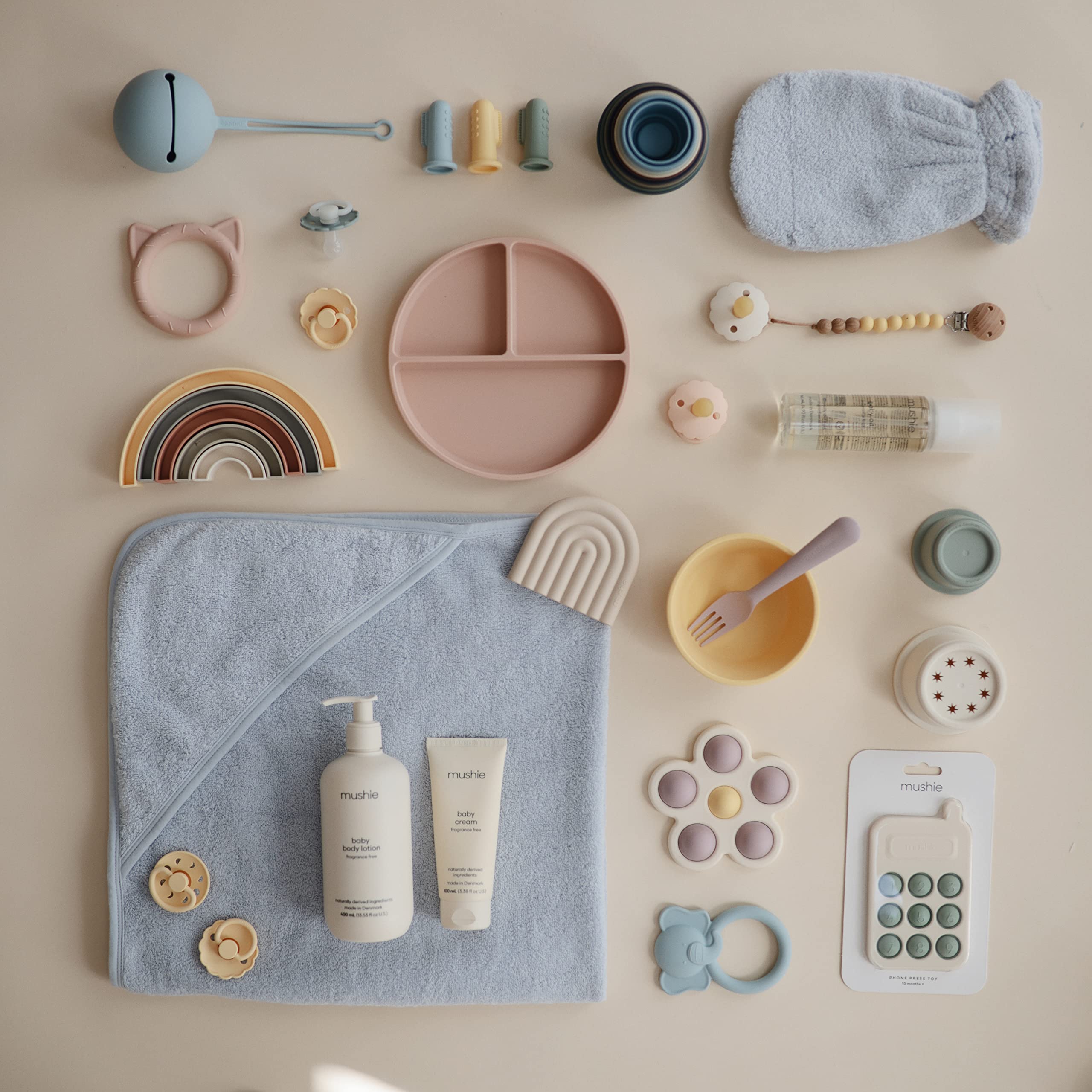 mushie Baby Finger Toothbrush (Cambridge Blue/Shifting Sand) 2-Pack