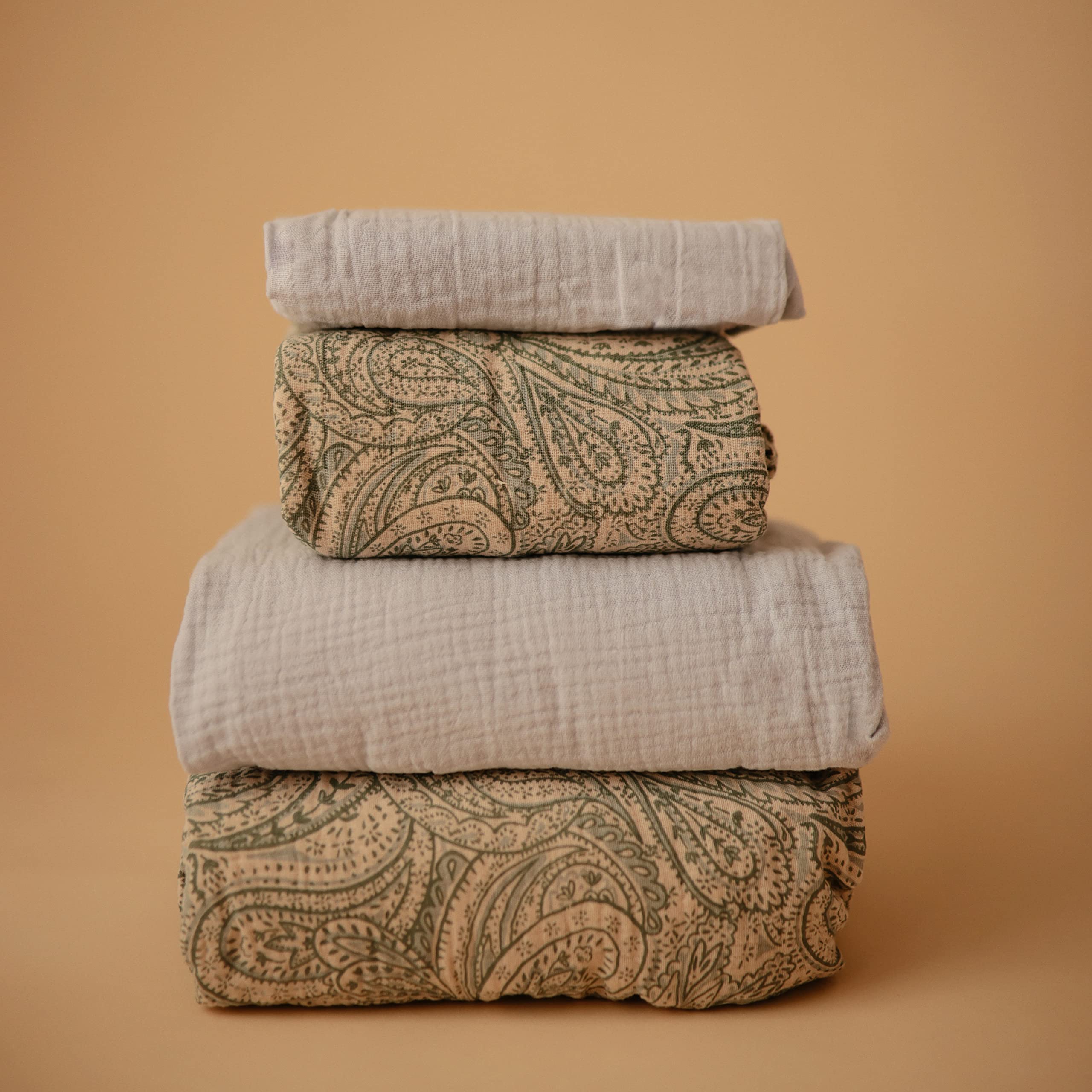 mushie Extra Soft Muslin Fitted Crib Sheet | 192 Thread Count | 28"x 52" (Fog)