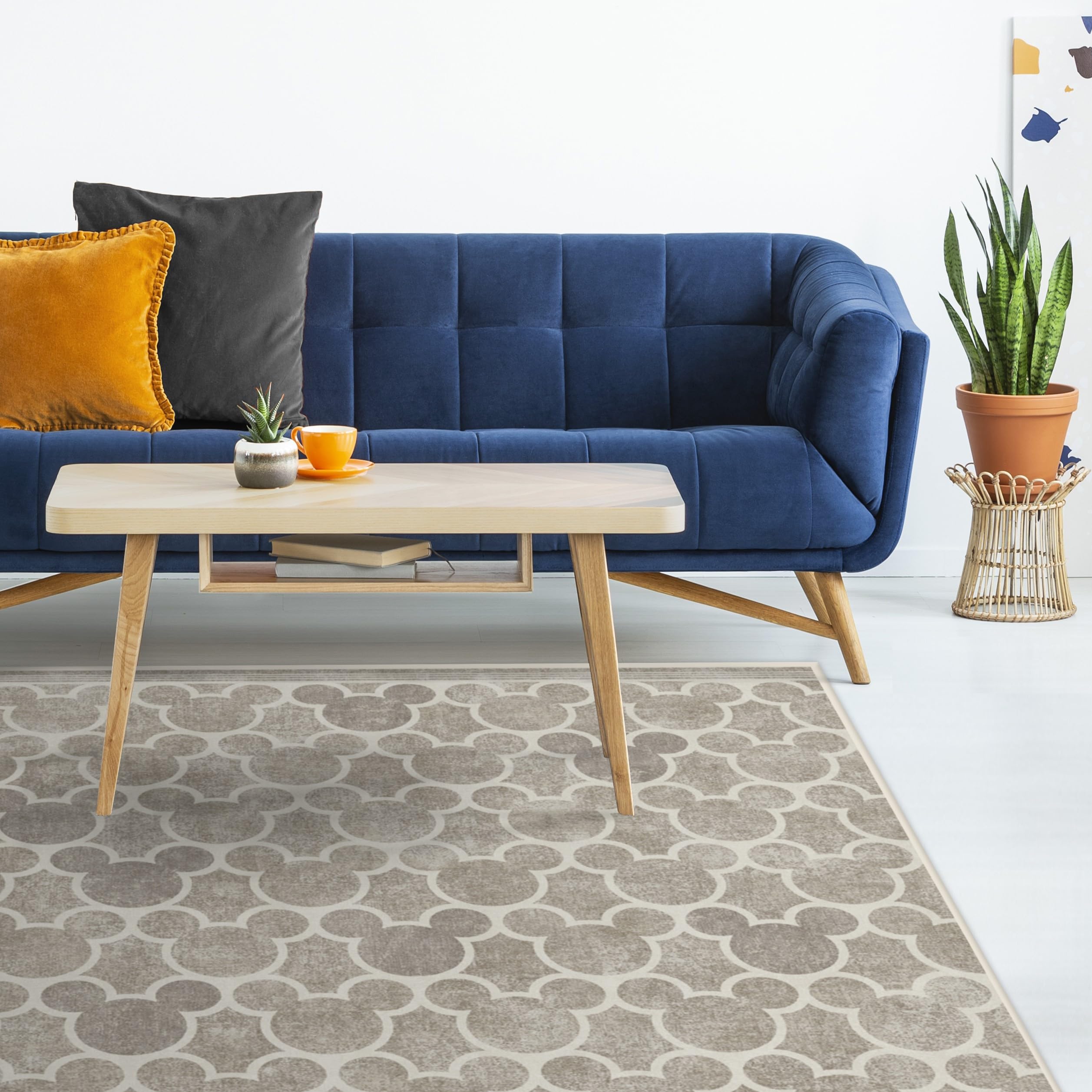 RUGGABLE Disney Classic Minnie Mouse Washable Rug - Perfect Area Rug for Nursery Playroom Kids Room - Pet & Child Friendly - Stain & Water Resistant - Trellis Pink 5&