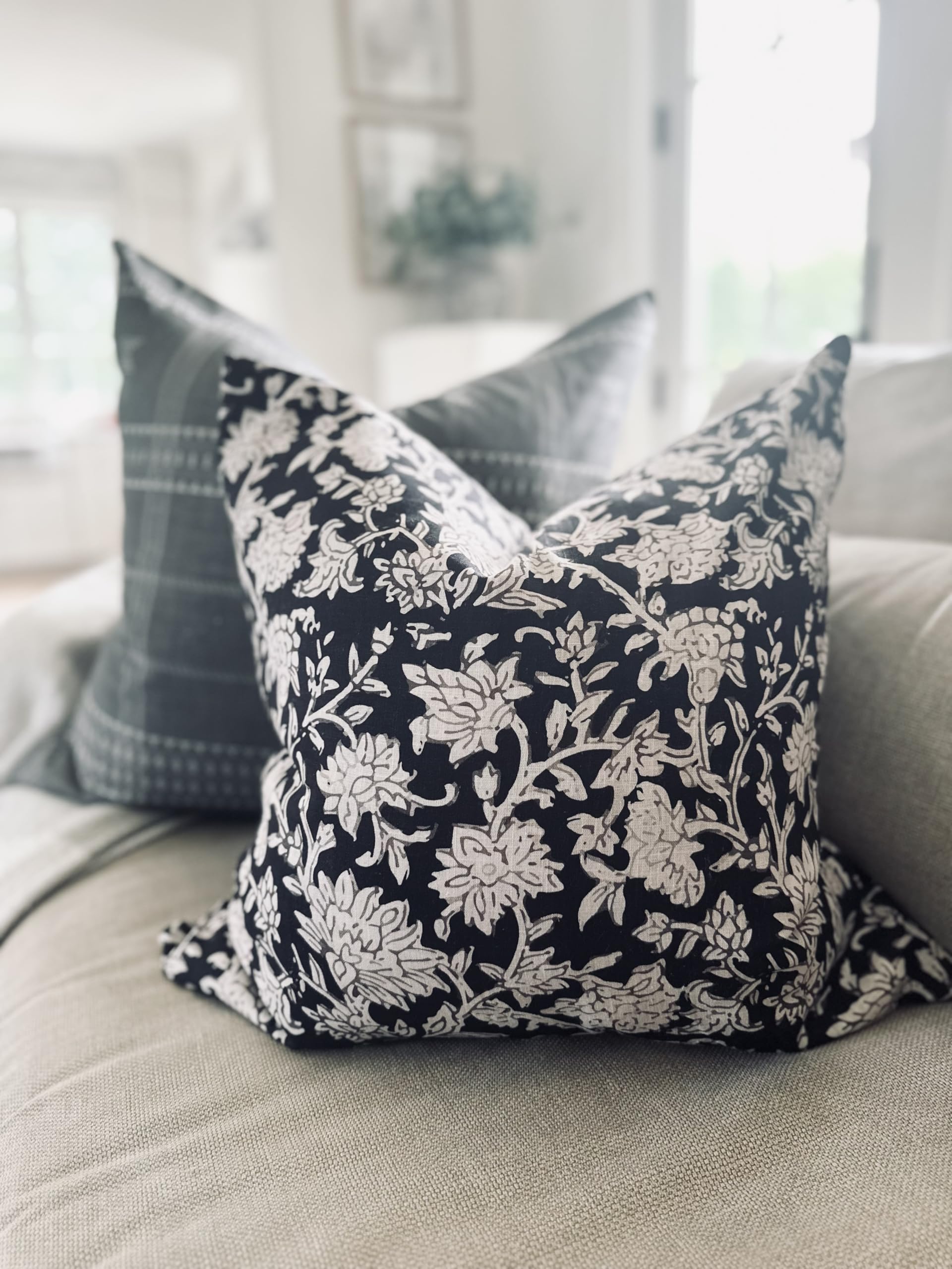 Pillow Cover 100% Linen 20 x 20 inches Double Sided Block Print with Zipper for Easy Removal Home Decor Shabby Chic Farmhouse Neutral Decorative Sofa Couch Accent (Plaid White Grey)