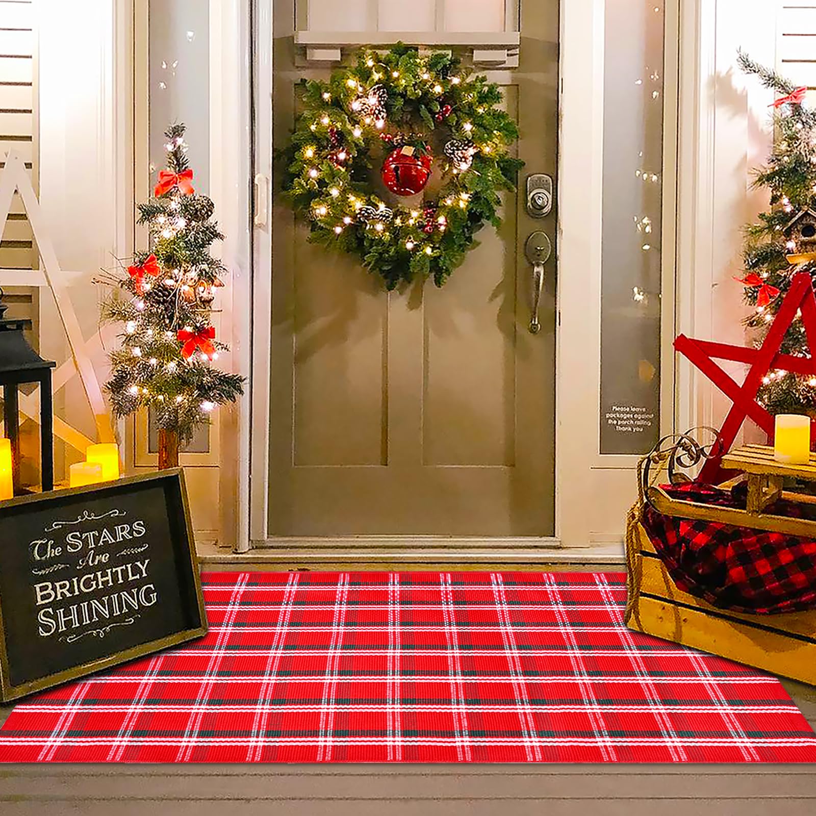 Christmas Red and White Plaid Rug - 28 x 43 Inches Outdoor Front Door Decor Mat Cotton Washable Hand-Woven Rug Christmas New Year Holiday Porch Entryway Layered Doormat