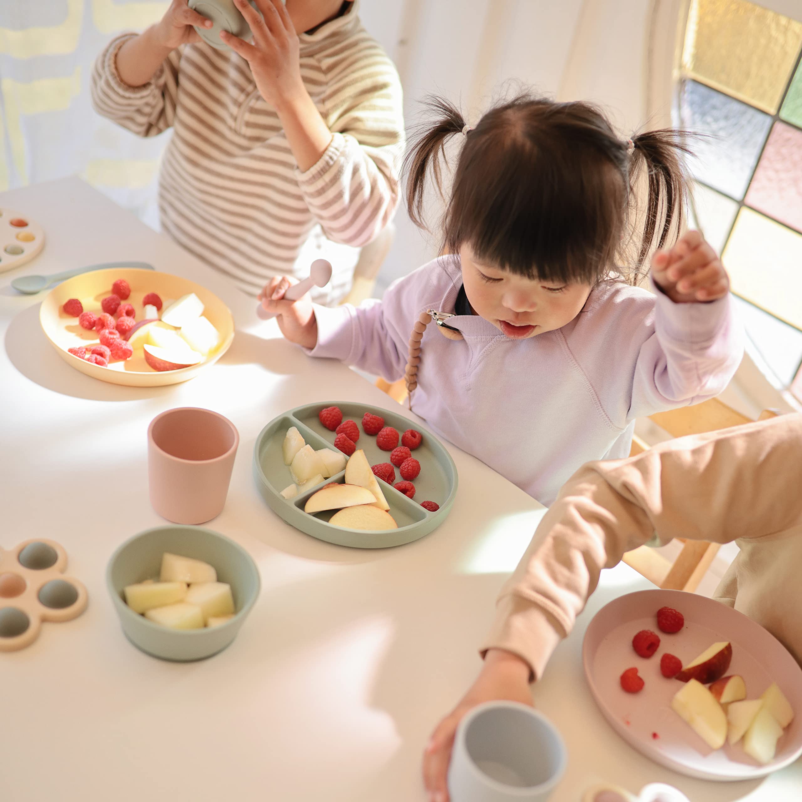 mushie Silicone Suction Bowl | BPA-Free Non-Slip Design (Ivory)