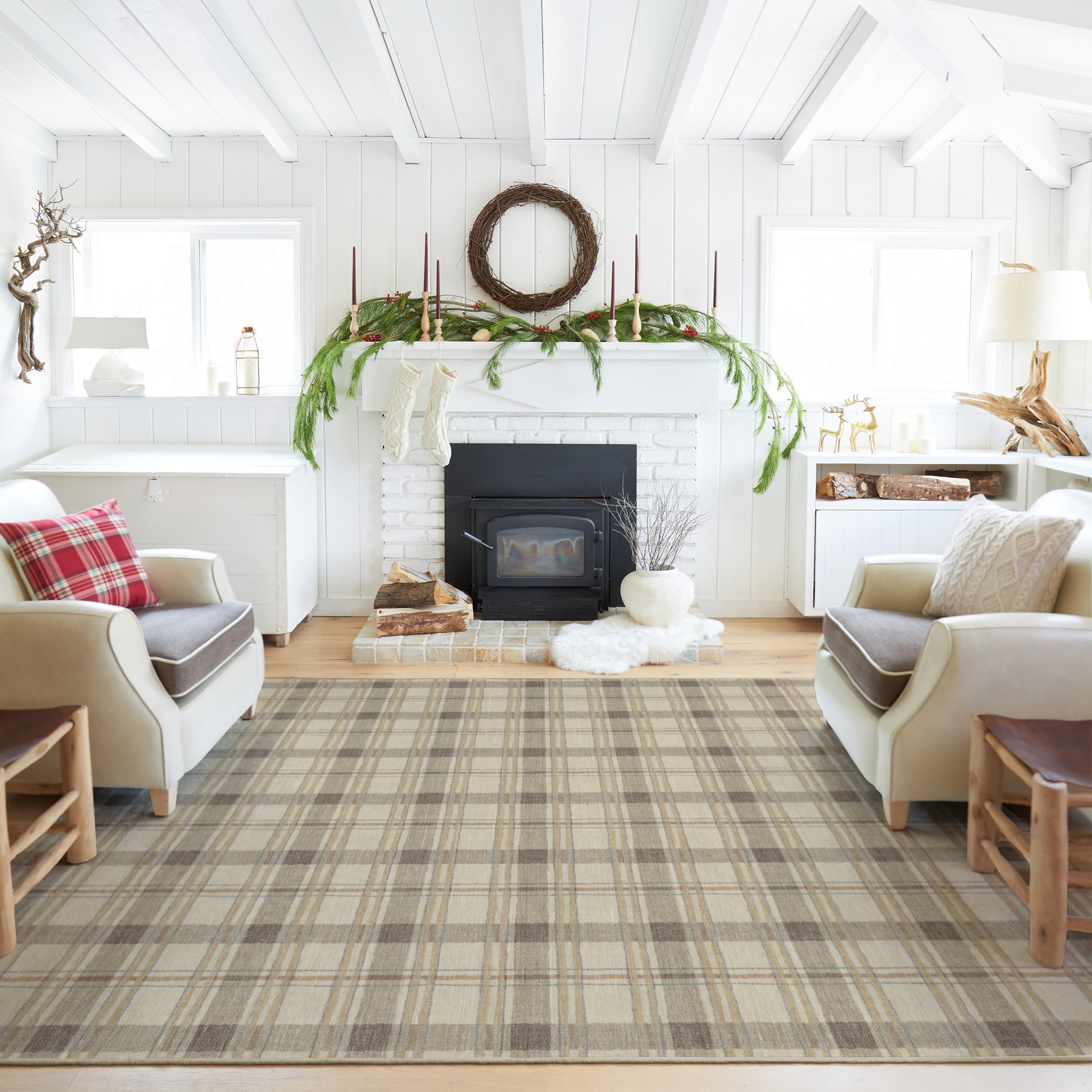 RUGGABLE Winter Plaid Washable Rug - Perfect Holiday Area Rug for Living Room Bedroom Kitchen - Pet & Child Friendly - Stain & Water Resistant - Dress Stewart Tartan Plaid 3&