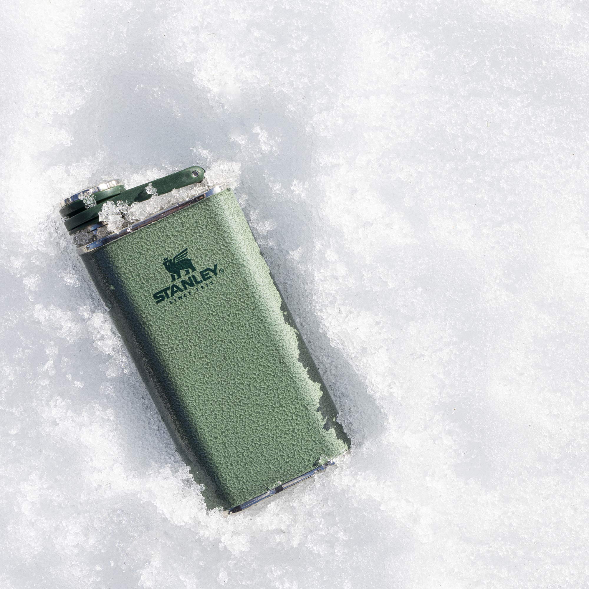 Stanley Classic Flask 8 oz / 0.23 L with Never-Lose Cap, Wide Mouth Stainless Steel Hip Flask for Easy Filling & Pouring, Insulated BPA-Free Leak-Proof Flask,Hammertone Green